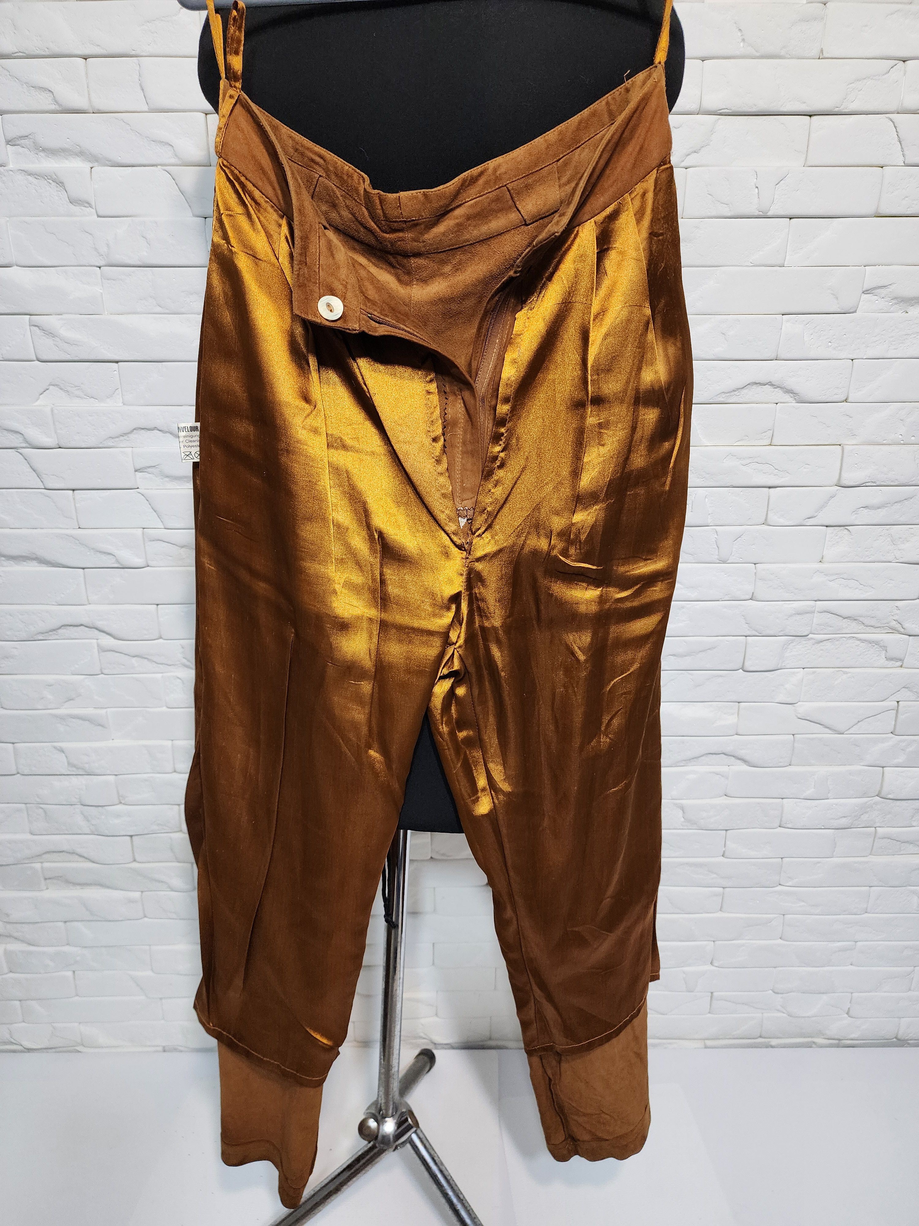 Genuine Leather Brown women's suede pants with pockets. Size 30" / US 8 / IT 44 - 9 Thumbnail