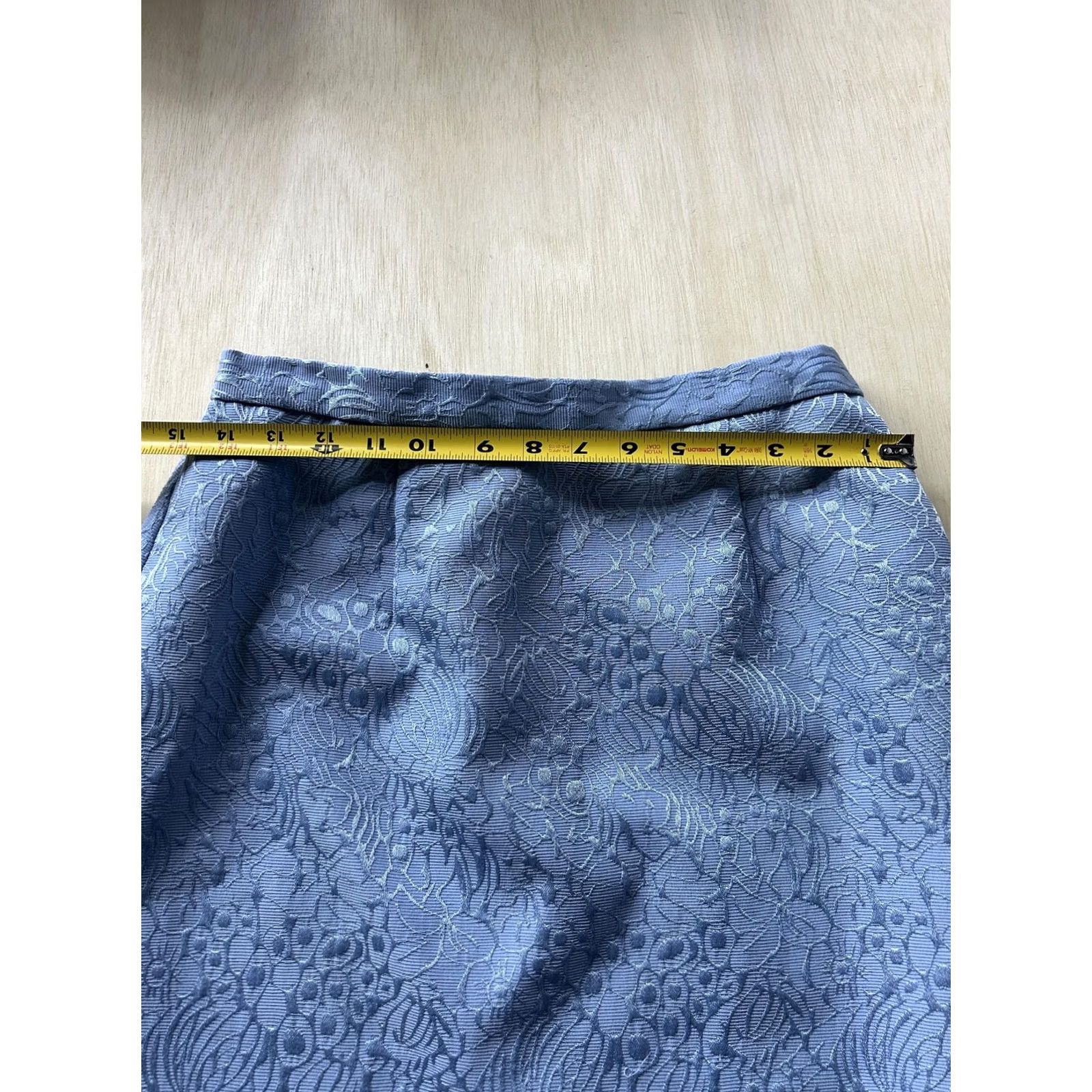 Vintage KS Collection Skirt Womens 10 Blue Floral Jacquard Pencil Ruffle Hem Knee Length Size 32" / US 10 / IT 46 - 4 Thumbnail