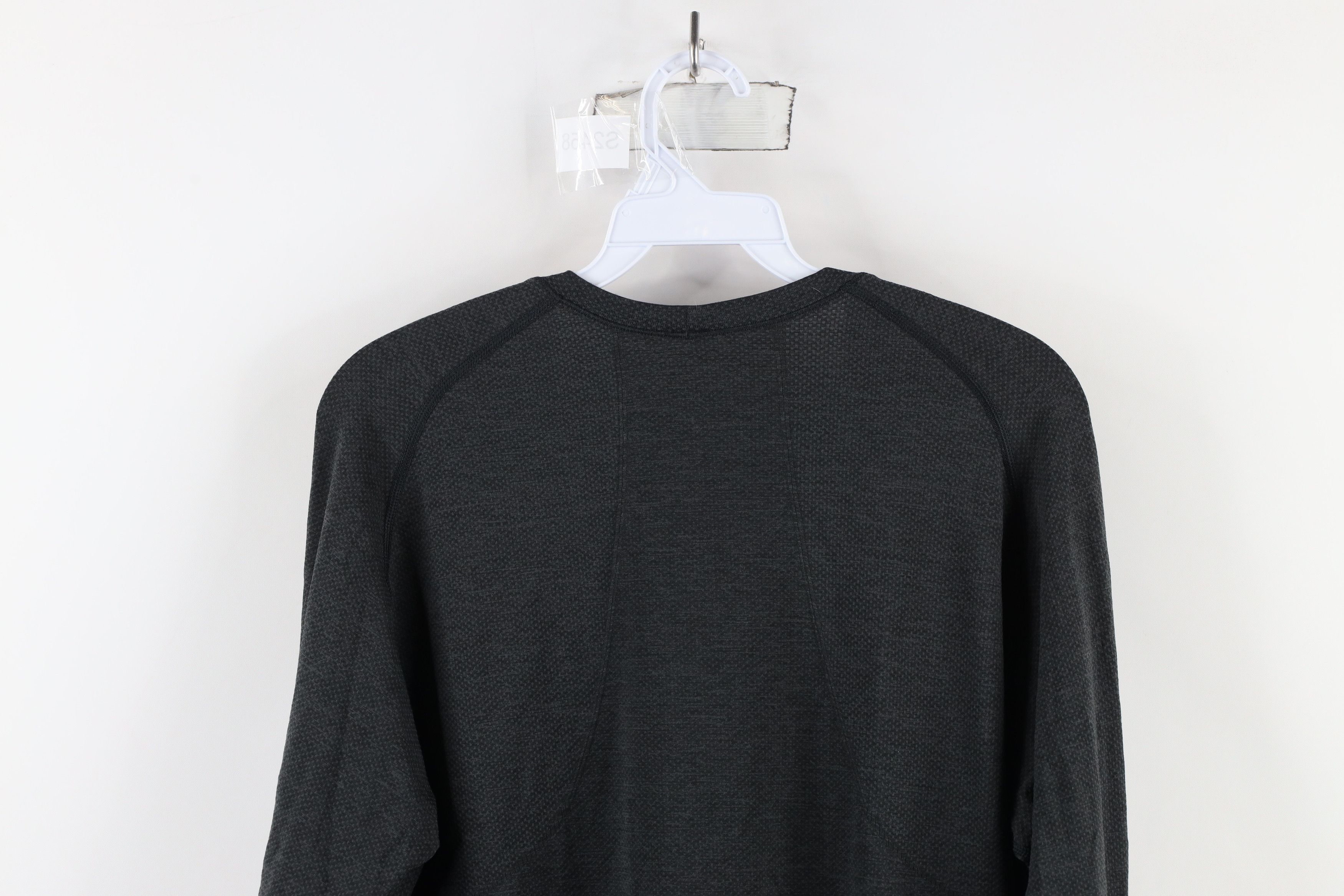 Lululemon × Vintage Lululemon Vent Tech Long Sleeve Yoga Gym T-Shirt Dark Gray Size US M / EU 48-50 / 2 - 11 Thumbnail