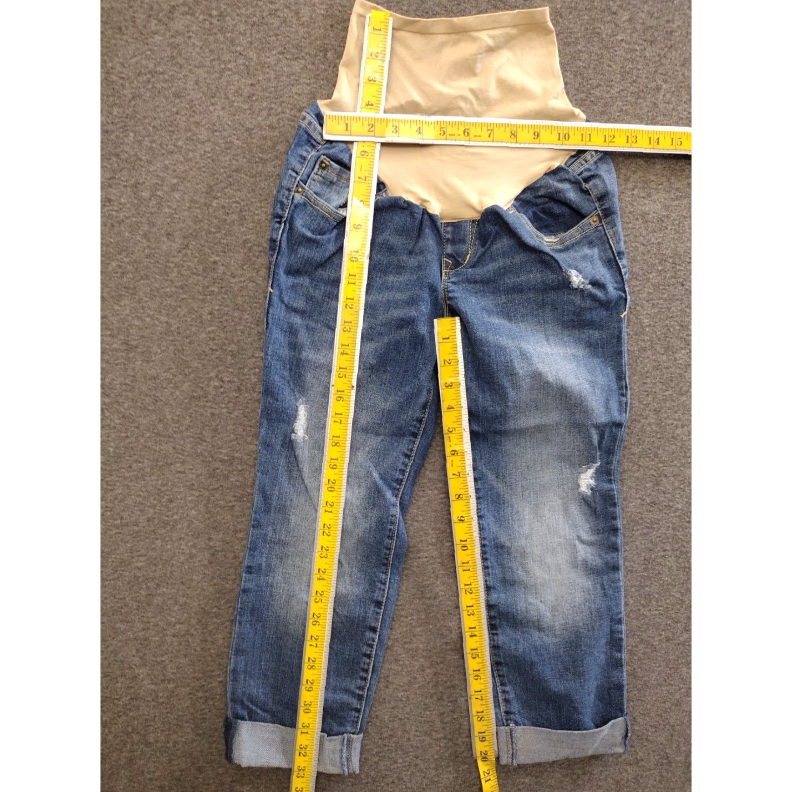 Old Navy VINTAGE Old Navy Distressed Cuffed Women's Blue Denim Maternity Capri Jeans Size 2 Size 26" / US 2 / IT 38 - 4 Thumbnail