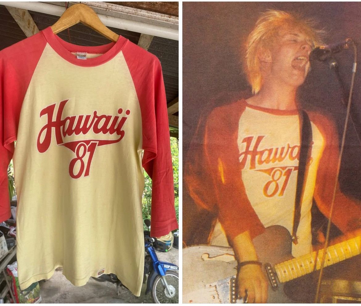 Vintage RARE Vintage Hawaii ’81 Raglan Tee Made in USA Thom Yorke Size US M / EU 48-50 / 2 - 1 Thumbnail