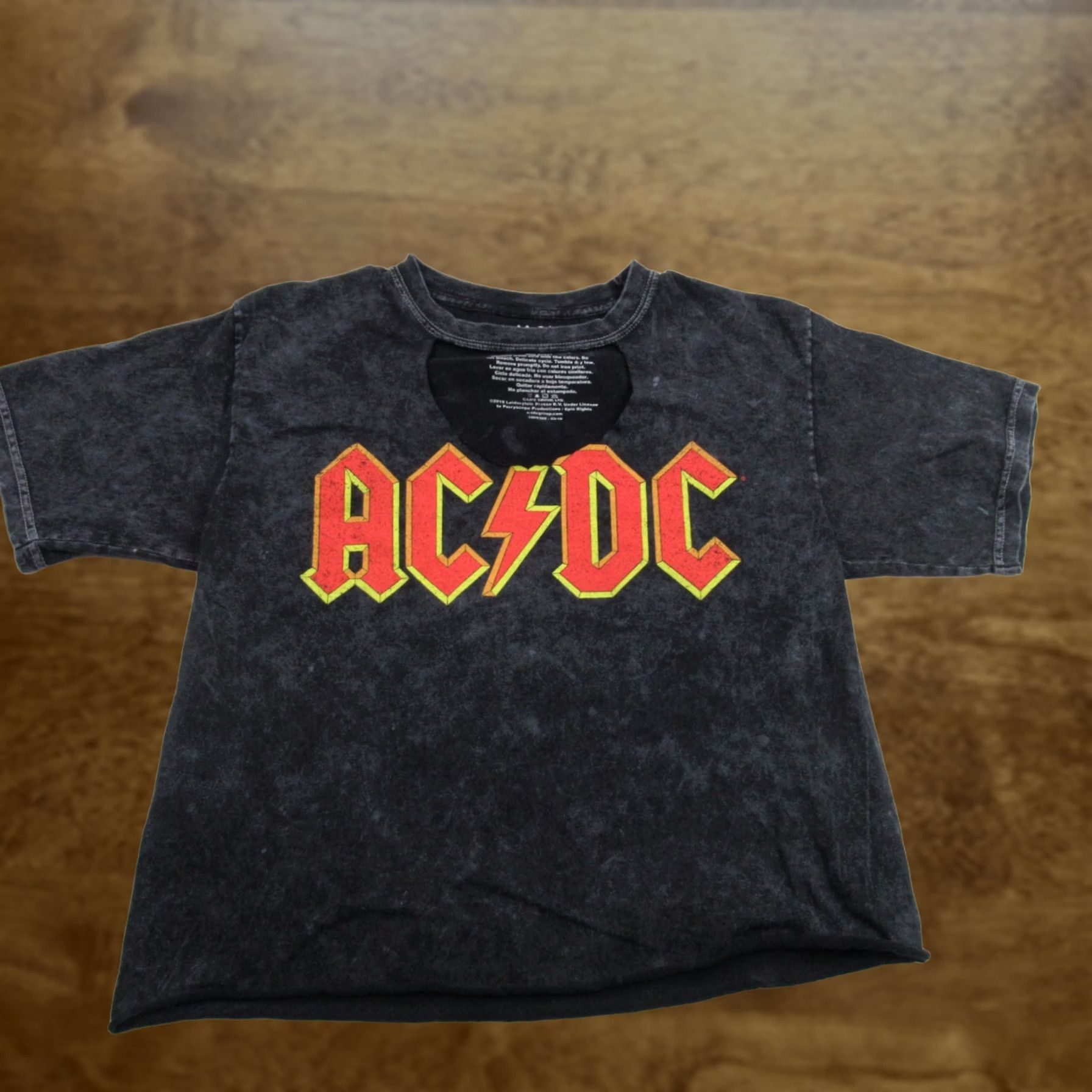 Vintage ACDC Shirt Adult Small Black Lightweight Crew Neck Short Sleeve Womens Size M / US 6-8 / IT 42-44 - 1 Thumbnail