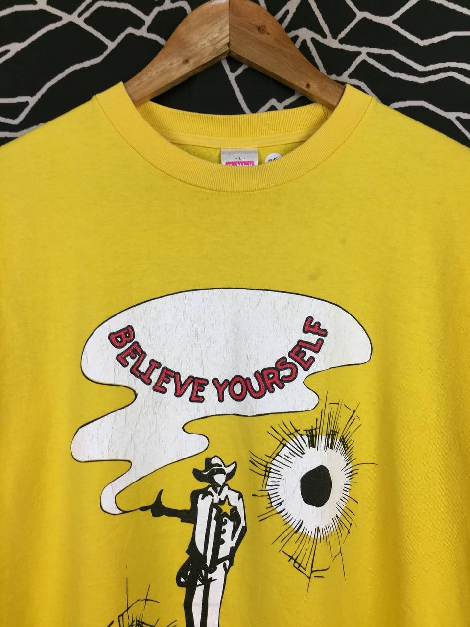 Vintage Vtg 90s FREEZE Gun Graphic T-Shirt Believe Yourself Tee Size US L / EU 52-54 / 3 - 3 Thumbnail