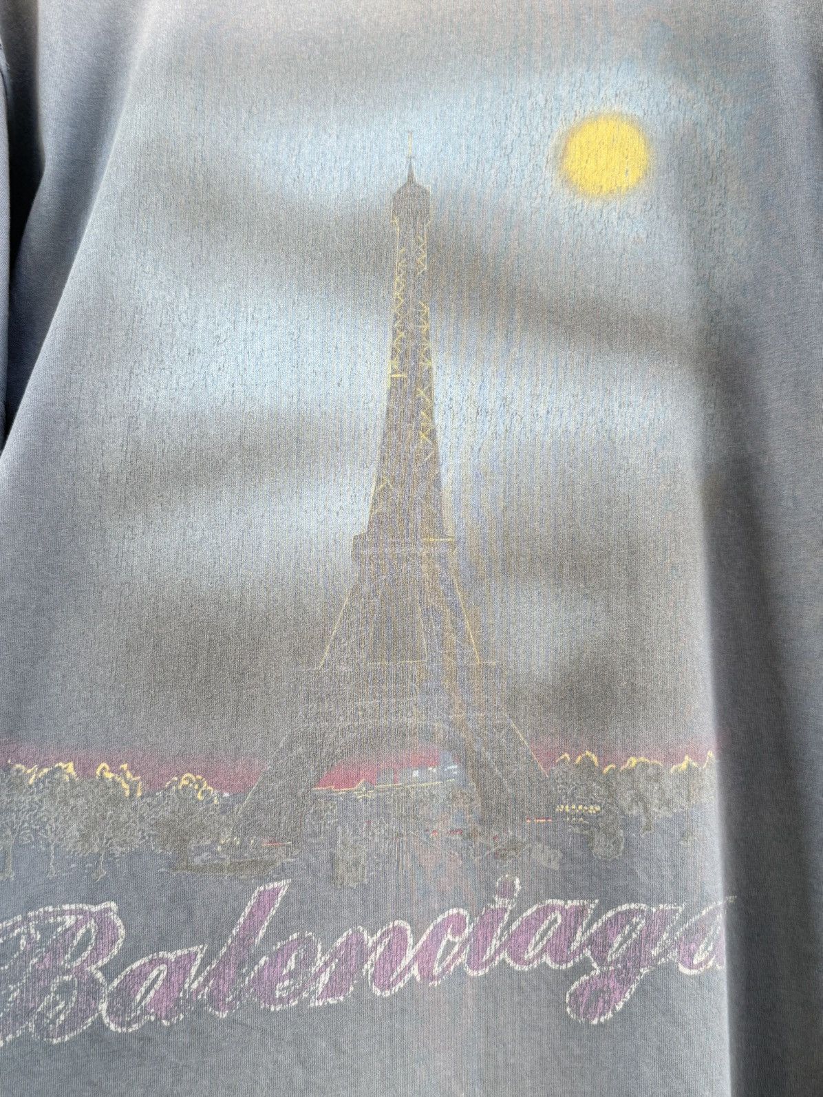 Balenciaga Thrashed design Balenciaga Paris 2024 Oversize Sun Faded Tee Size US XL / EU 56 / 4 - 2 Thumbnail