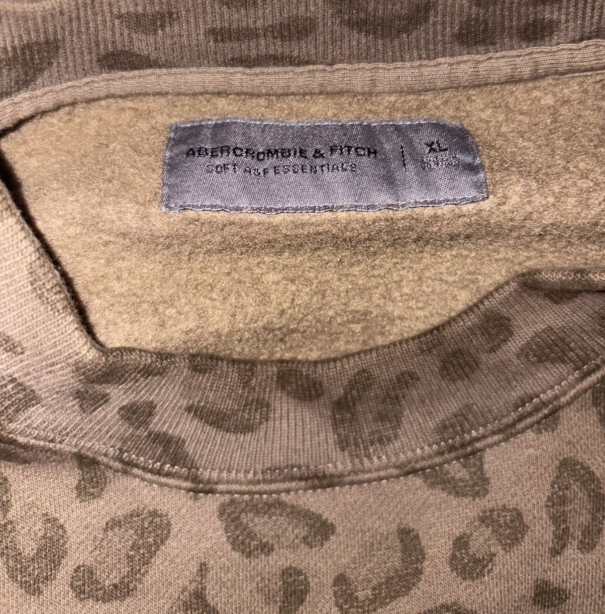 Abercrombie & Fitch A&F cheetah print sweater Size US XL / EU 56 / 4 - 4 Thumbnail