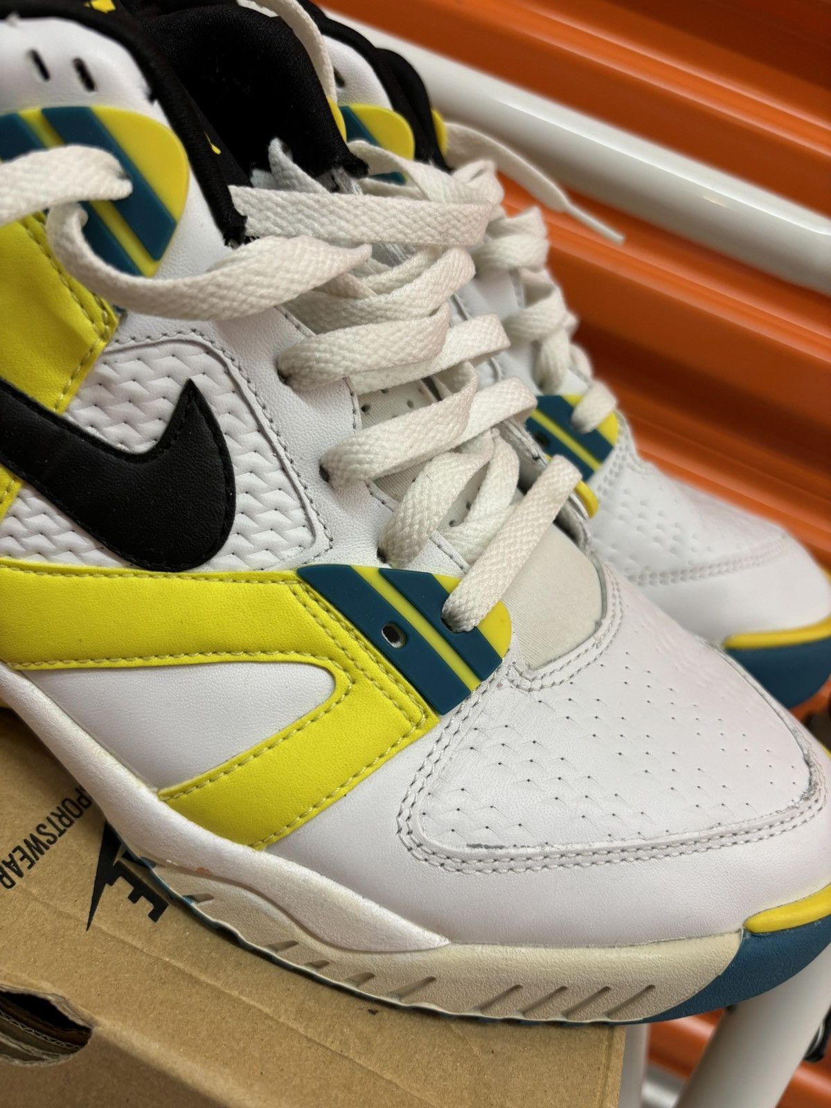 Nike ***FINAL DROP***RARE 2006 NIKE AGASSI AIR TECH CHALLENGE 11 Size US 11 / EU 44 - 6 Thumbnail
