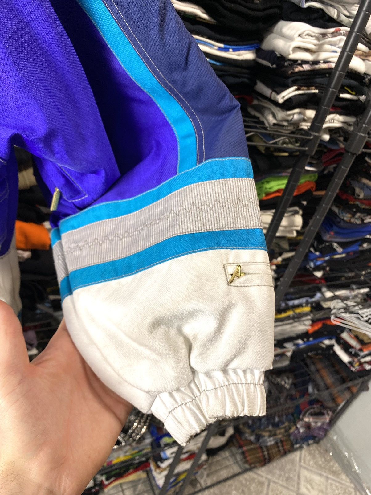 Descente Vintage 1990’s Descente Ski Winter Jacket Gradient Sun Faded Size US M / EU 48-50 / 2 - 12 Thumbnail