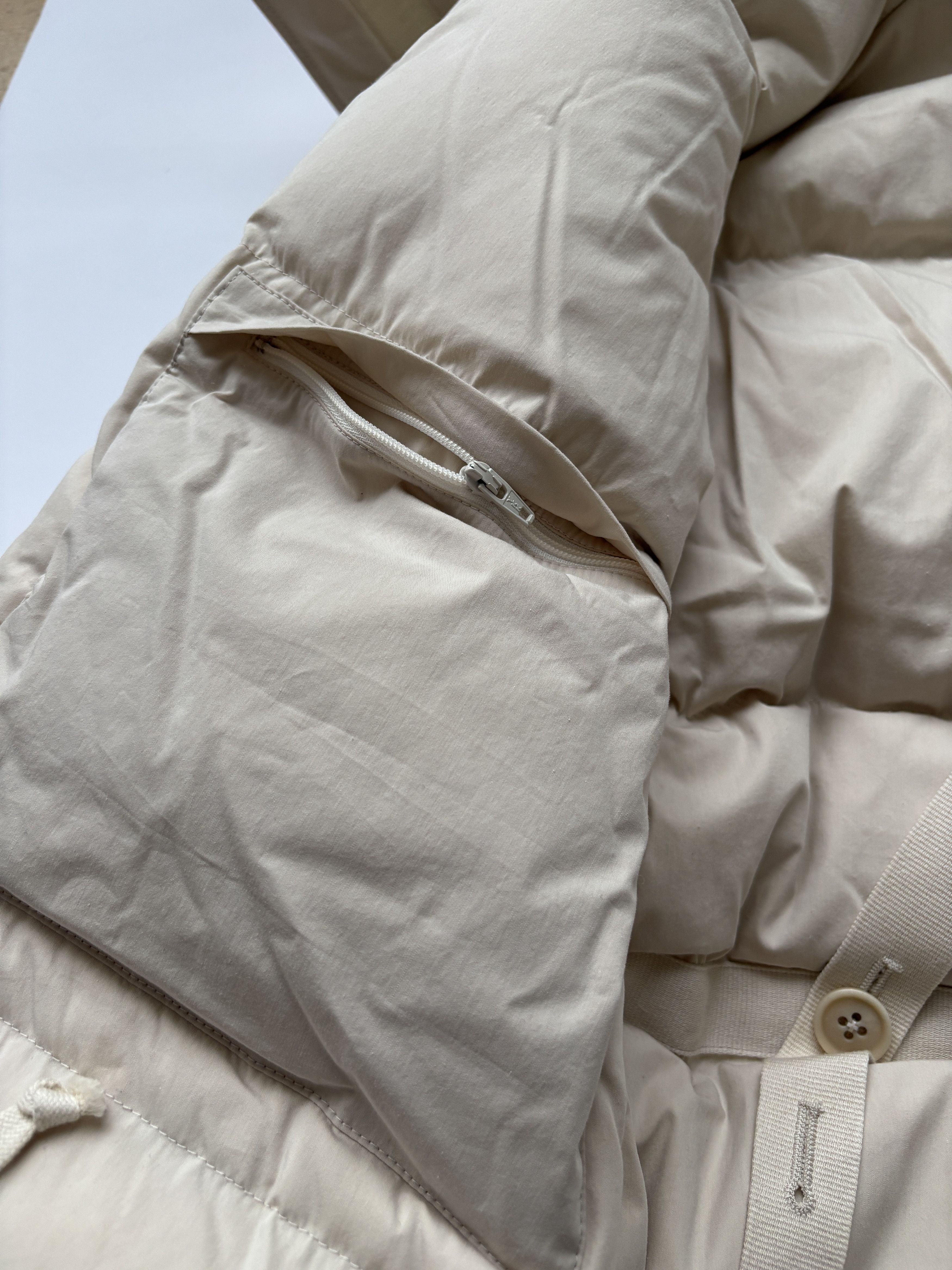 Helmut Lang ⚡️QUICK SALE⚡️Helmut Lang Cream Down Puffer Jacket Size US S / EU 44-46 / 1 - 8 Thumbnail