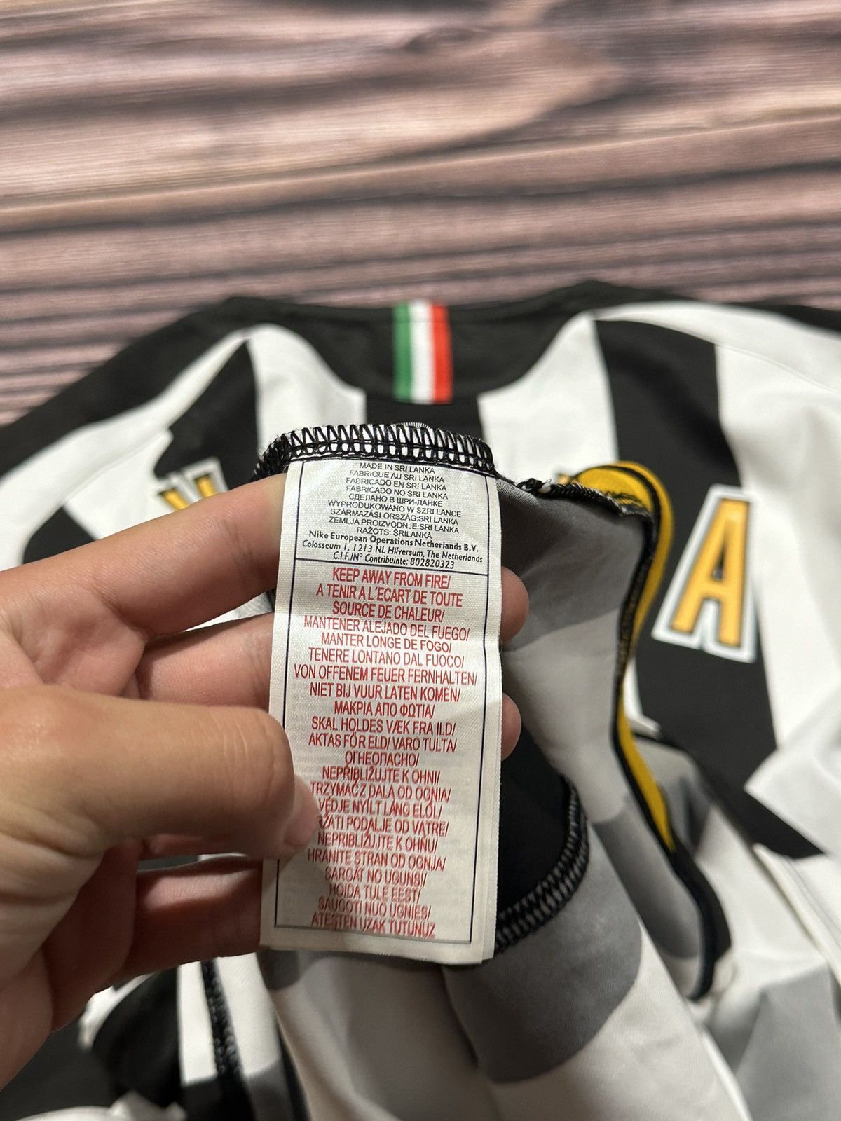 Nike × Vintage Vintage Soccer Jersey Juventus 2005-2006 Veira❗️ Size US L / EU 52-54 / 3 - 15 Thumbnail