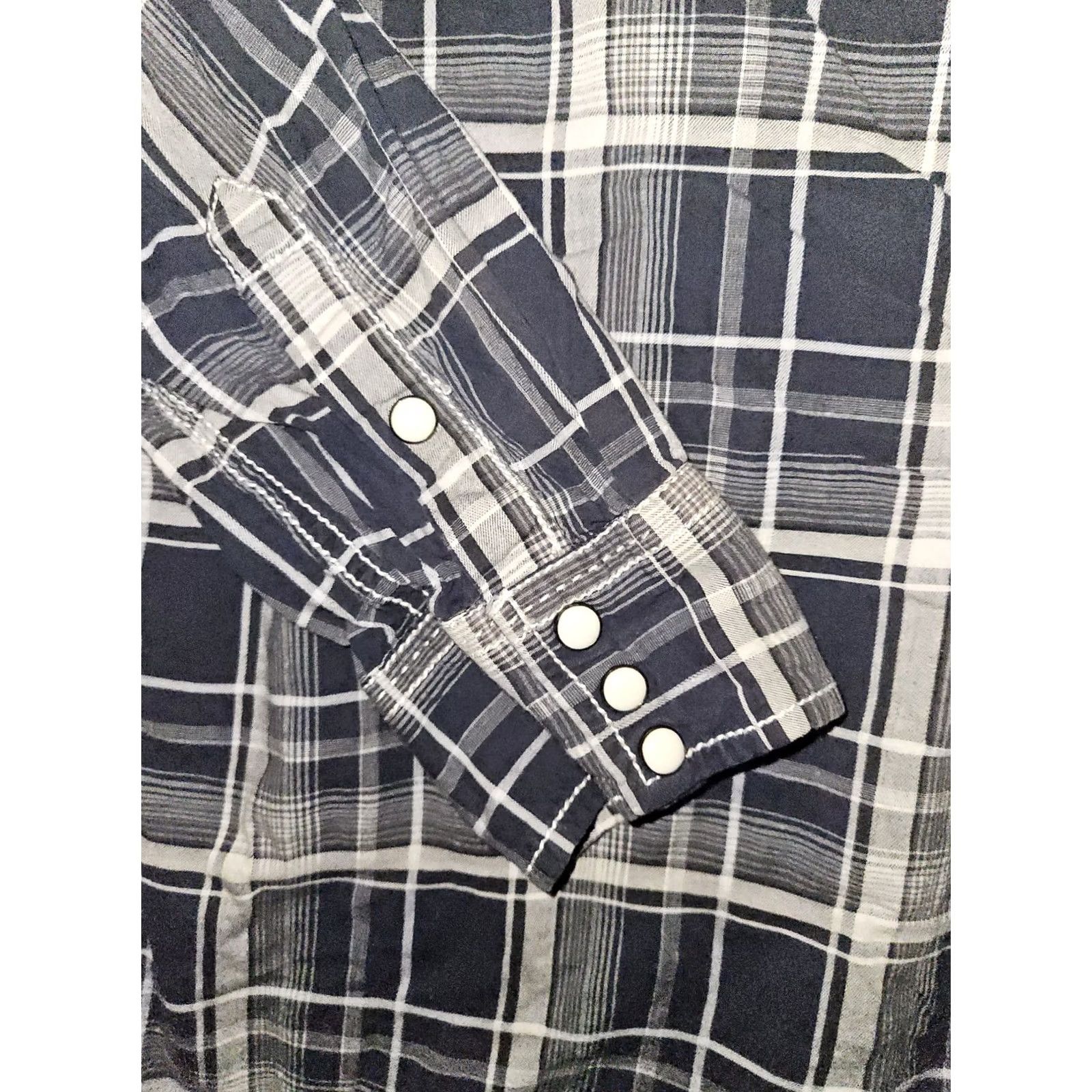 Vintage BKE Athletic Fit Pearl Snap Shirt Men's 3XL Gray Long Sleeve Plaid Western Button-Up - Chest 51 in, Easy Care, Pockets Size US XXL / EU 58 / 5 - 6 Thumbnail