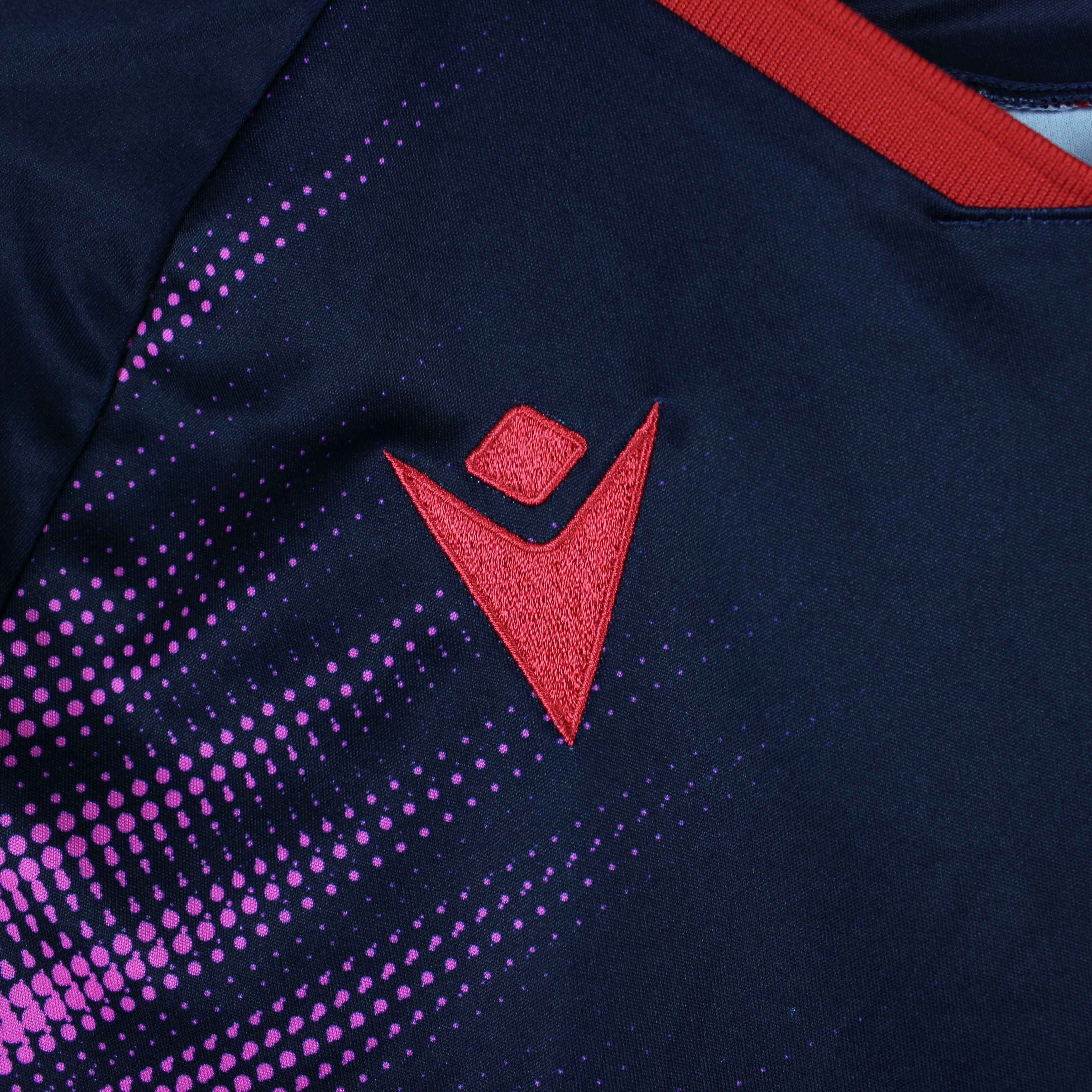 Macron Nottingham Forest Away Football Shirt 2021/22 L Macron Size US L / EU 52-54 / 3 - 11 Thumbnail