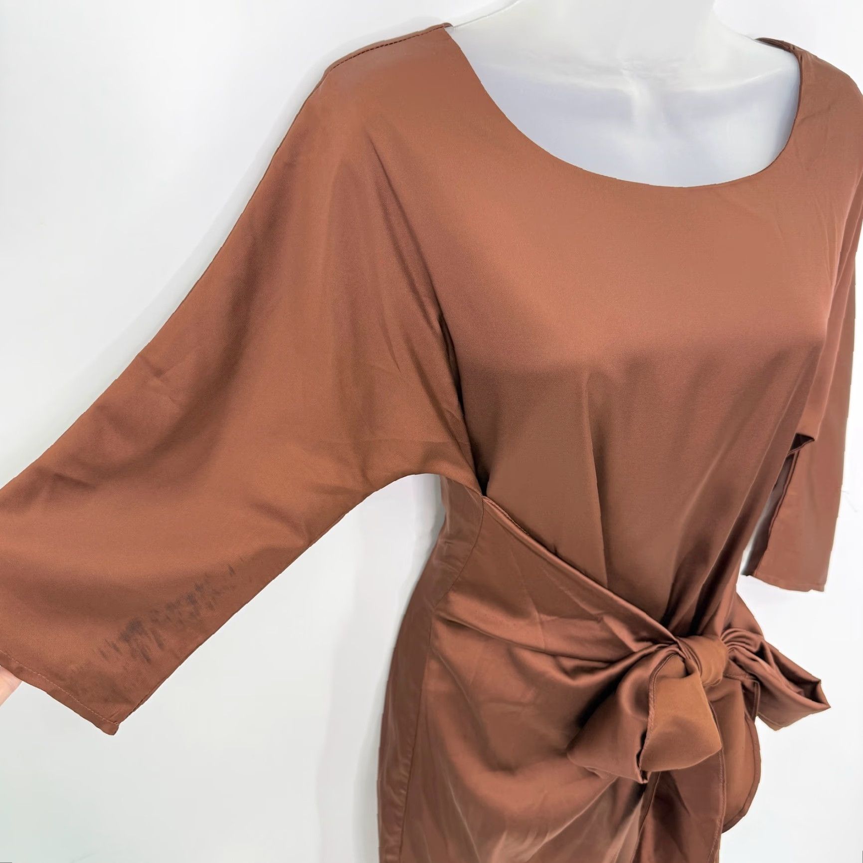 Born VINTAGE? No. Baltic Born Brown Tie Front Tulip Hem Midi Dress Womens Size S / US 4 / IT 40 - 4 Thumbnail