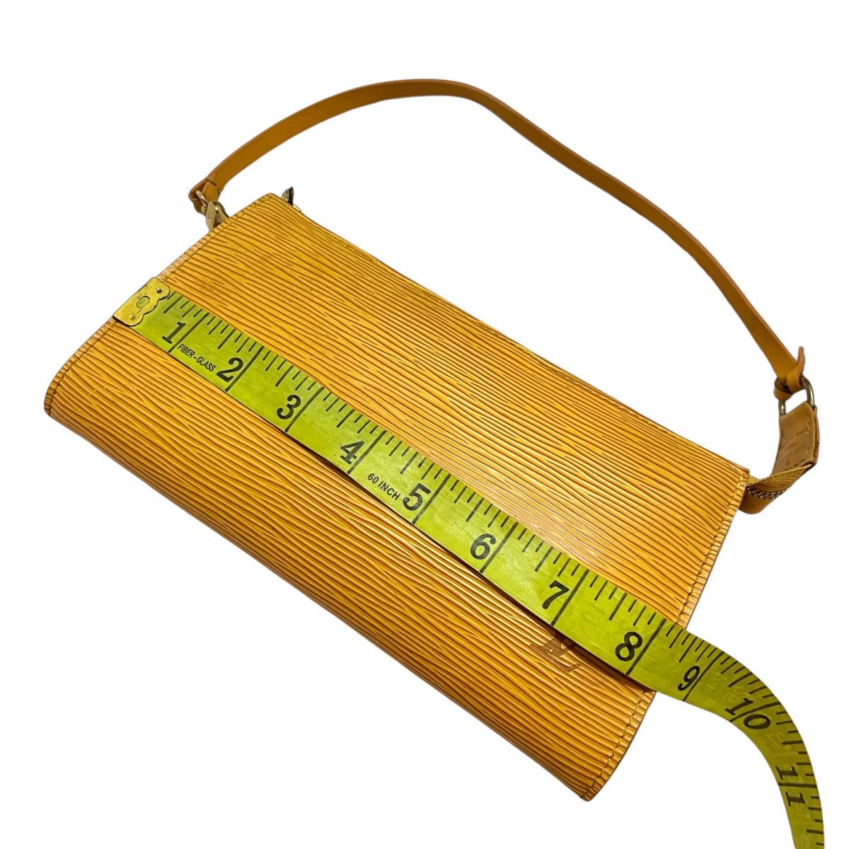 Louis Vuitton Authentic Vintage Louis Vuitton Epi Leather Pochette Bag Size ONE SIZE - 12 Thumbnail