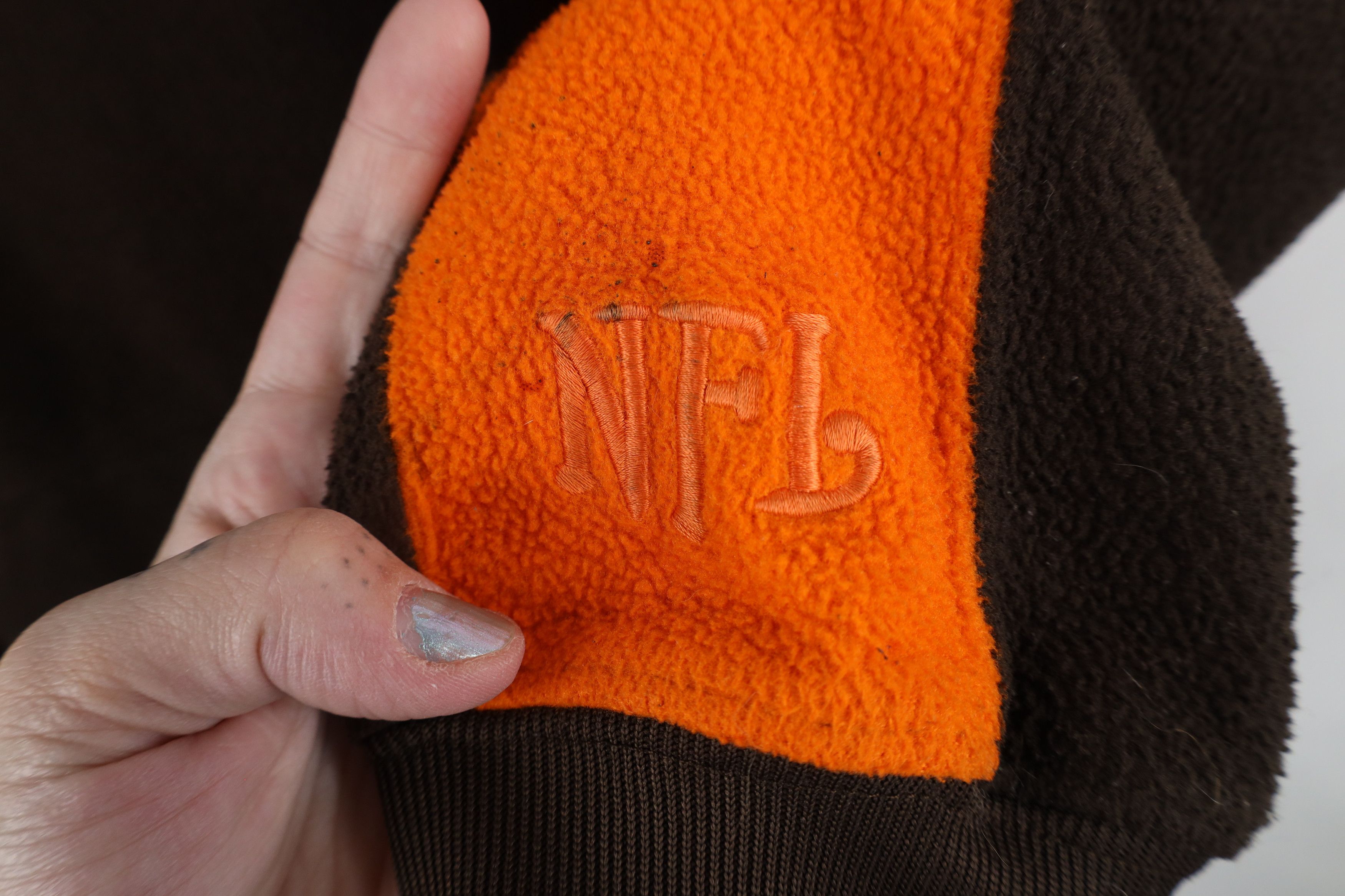Vintage Vintage NFL Out Cleveland Browns Football Fleece Hoodie Size US L / EU 52-54 / 3 - 4 Thumbnail