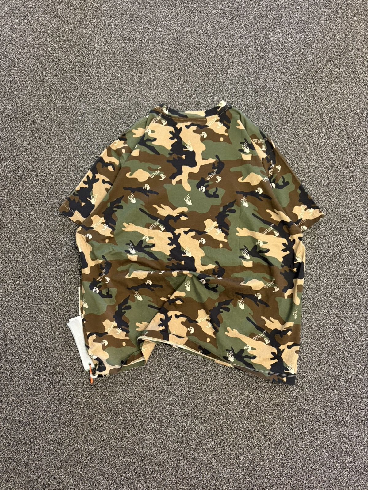Off-White Off-White AOP Camo Tee Size US XL / EU 56 / 4 - 13 Thumbnail