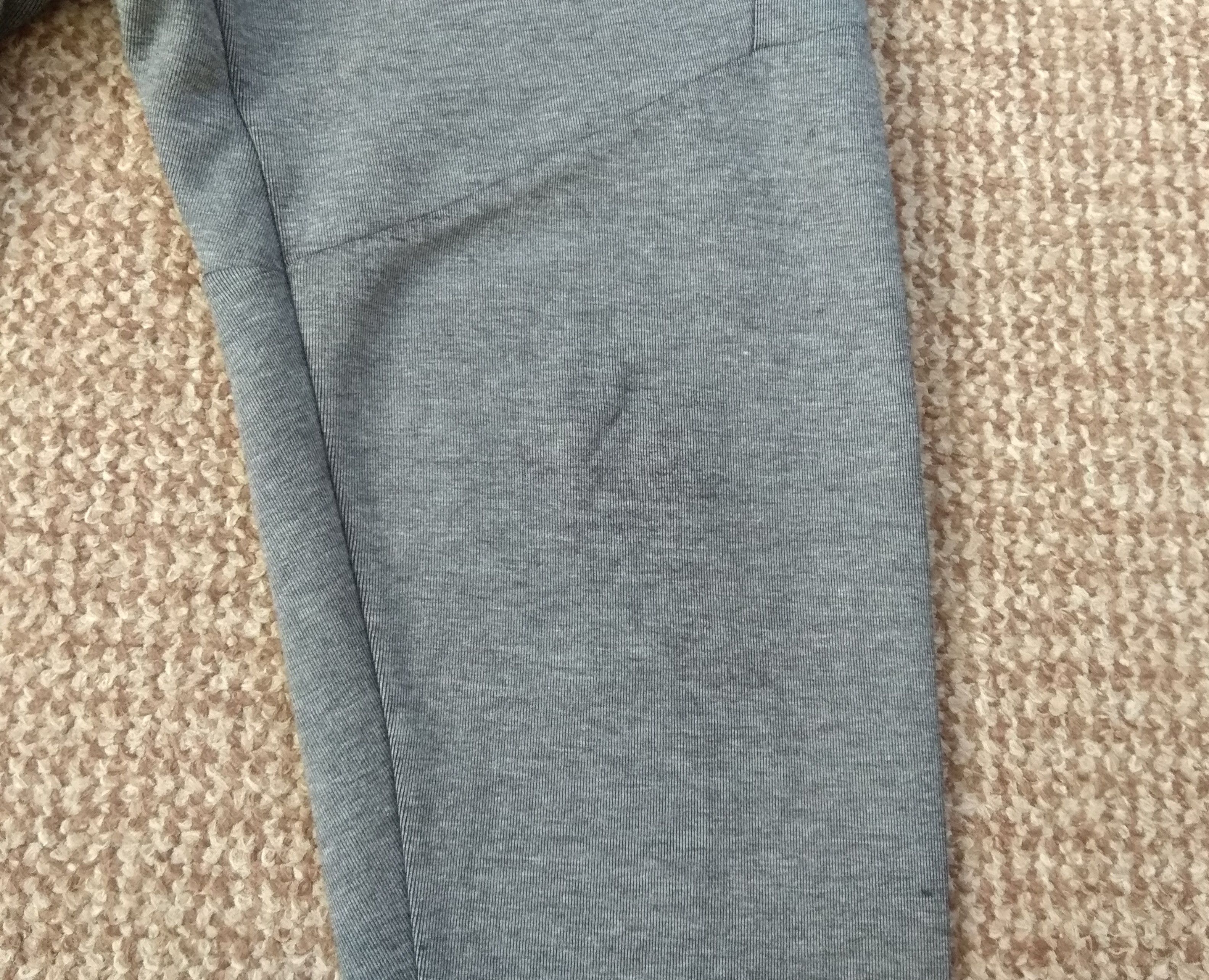 Nike Nike Tech Fleece Cropped Skinny Joggers Pant Size US 30 / EU 46 - 6 Thumbnail