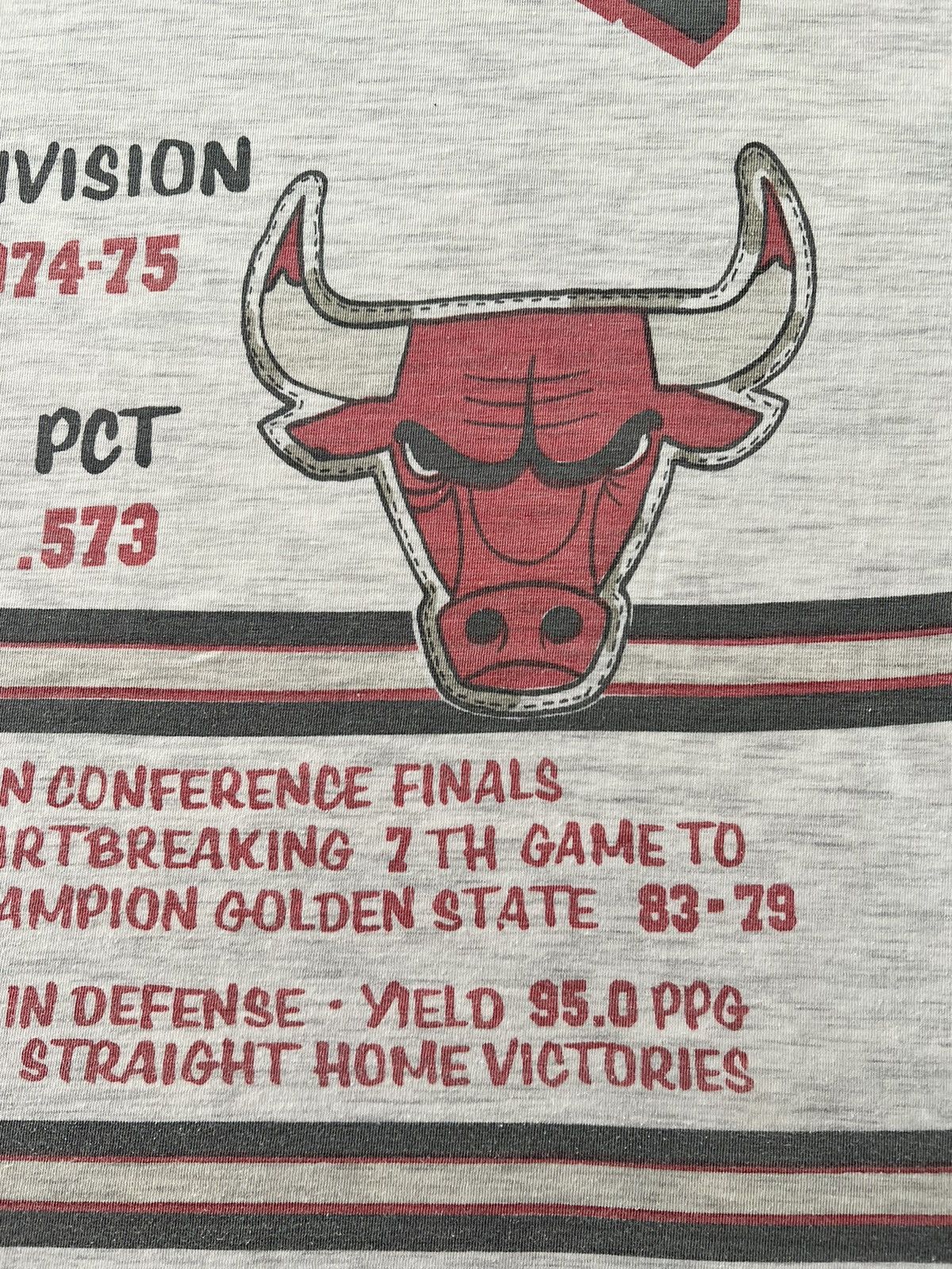 Vintage Vintage 90s Chicago Bulls NBA Long Gone Long Sleeve T-shirt Size US L / EU 52-54 / 3 - 15 Thumbnail