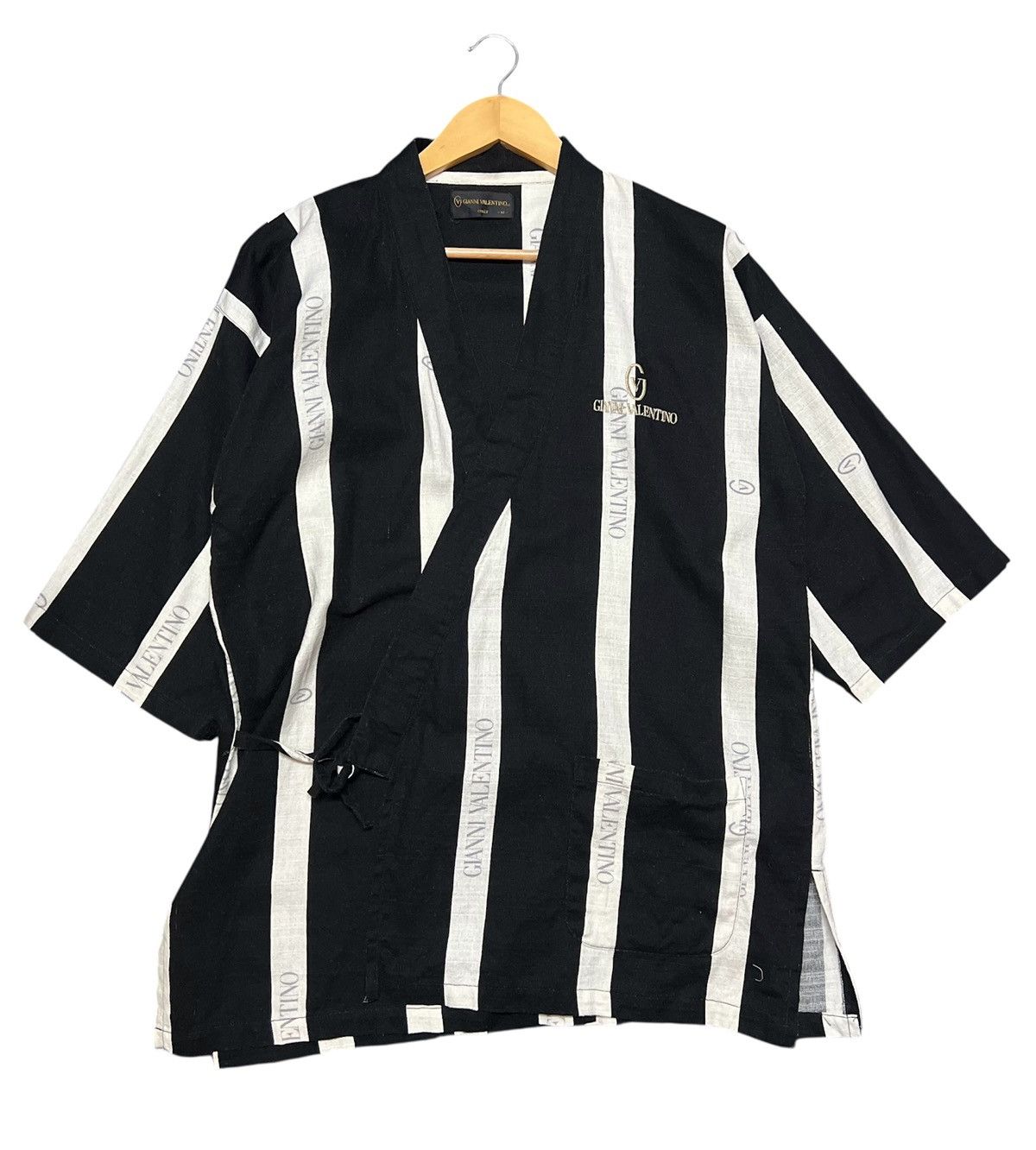 Gianni Valentino 🔥HOT DROPS🔥Vintage Gianni Valentino Kimono Japan Size US M / EU 48-50 / 2 - 1 Thumbnail