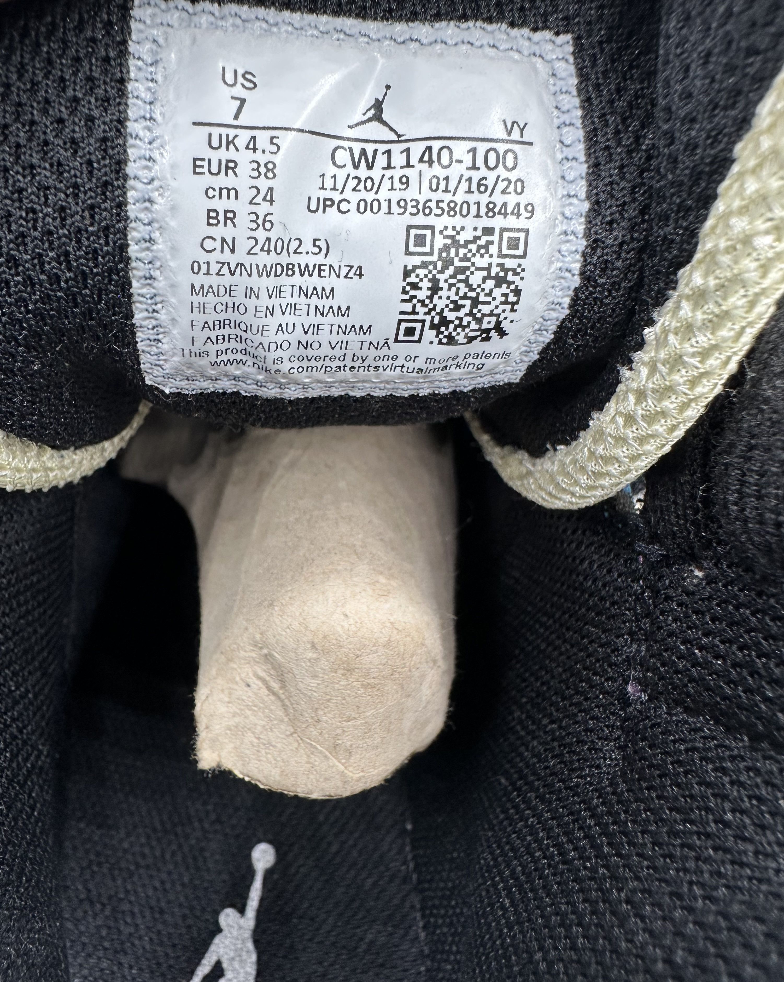 Jordan Brand × Nike PREOWNED WMNS AIR JORDAN 1 MID SE "LIGHT BULB" Size US 7 / IT 37 - 14 Thumbnail