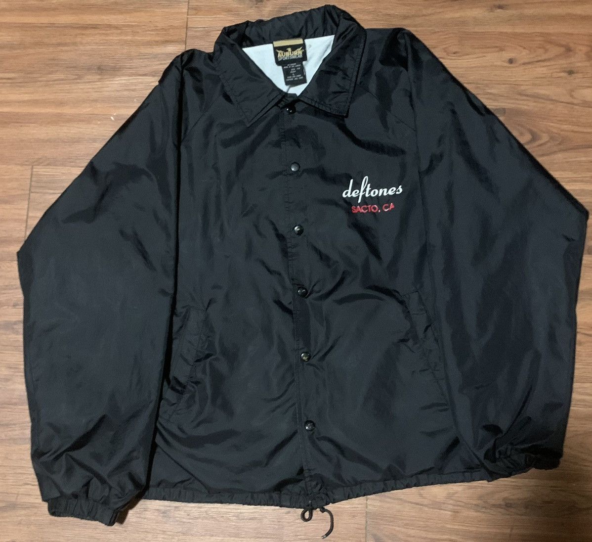 Auburn Sportswear VINTAGE 90’S DEFTONES WINDBREAKER Size US L / EU 52-54 / 3 - 1 Thumbnail