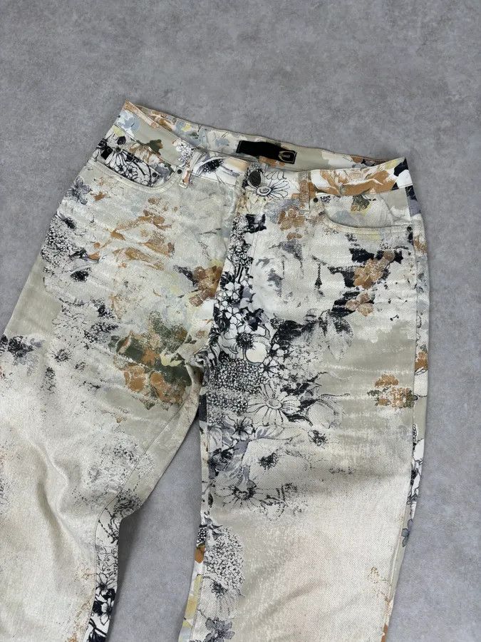 Just Cavalli 2000s Cavalli Cream Floral Fantasy Pants Size US 30 / EU 46 - 5 Thumbnail
