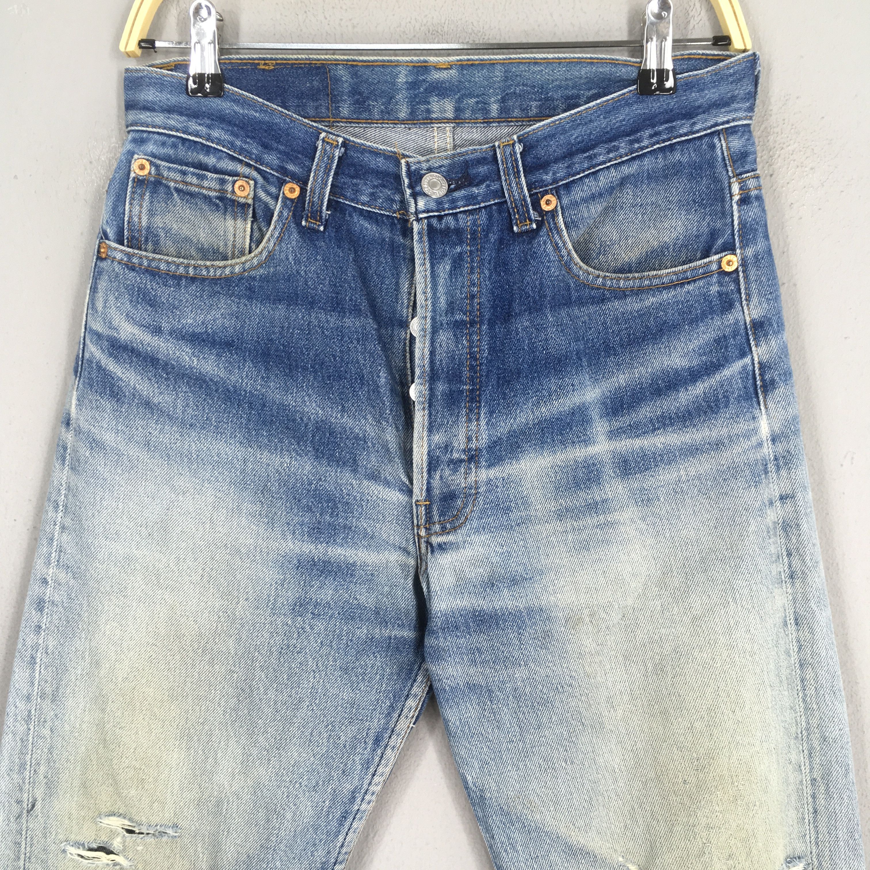 Levi's Size 28x29.5 Vintage 90s Levi's 501 Straight Leg Jeans S193 Size US 28 / EU 44 - 2 Thumbnail