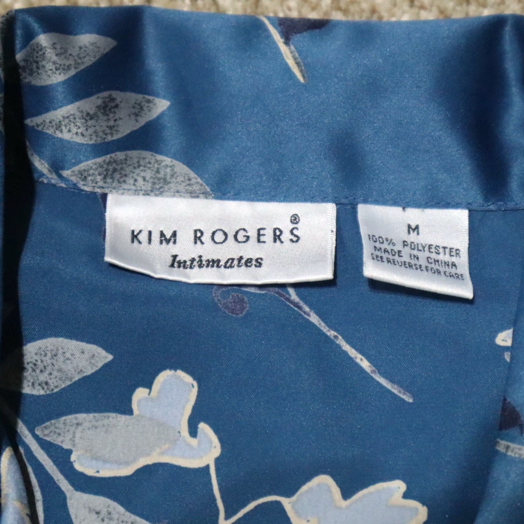 Vintage Kim Rogers Pajama Set Flowers Blue 2 piece Shirt & Bottom Women M Medium Blue Floral Medallion Fall Winter Vintage No Size ONE SIZE - 4 Thumbnail