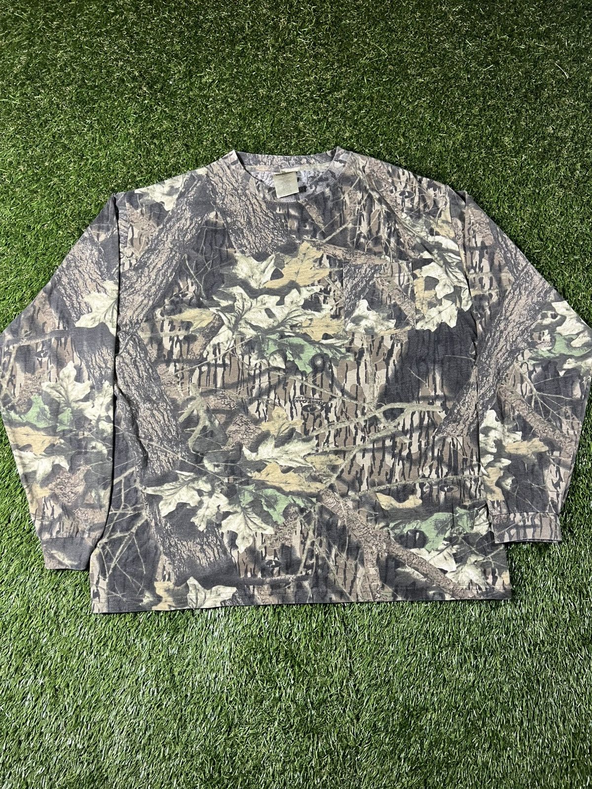 Vintage Vintage 90s Fall Real Tree Boxy Faded Long Sleeve Tee Size US XXL / EU 58 / 5 - 1 Thumbnail