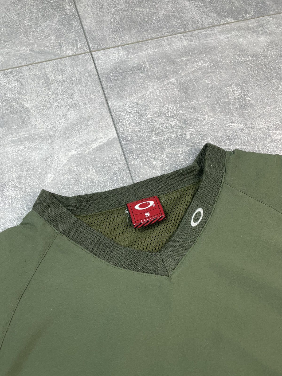 Oakley × Vintage Oakley Vintage Sweatshirt Nylon Size US S / EU 44-46 / 1 - 6 Thumbnail