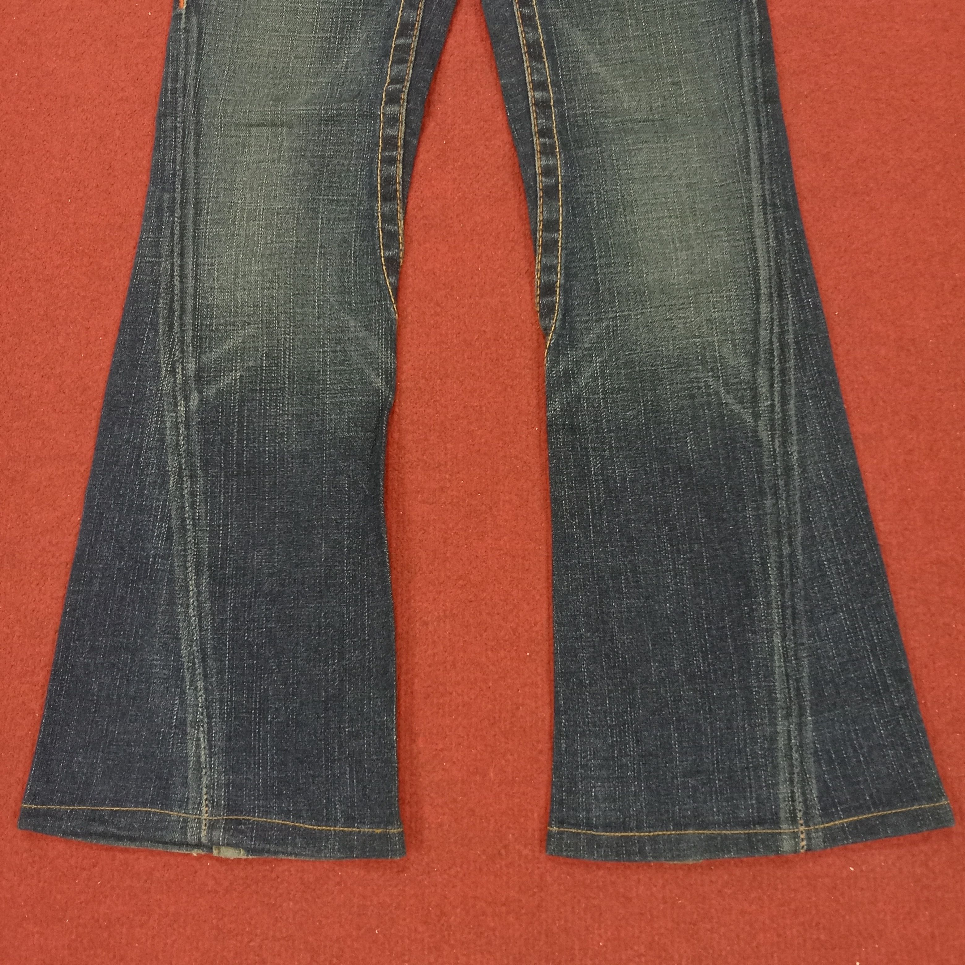 Vintage True Religion Fashion Style Streetwear Bootcut Jeans Size 27" / US 4 / IT 40 - 6 Thumbnail