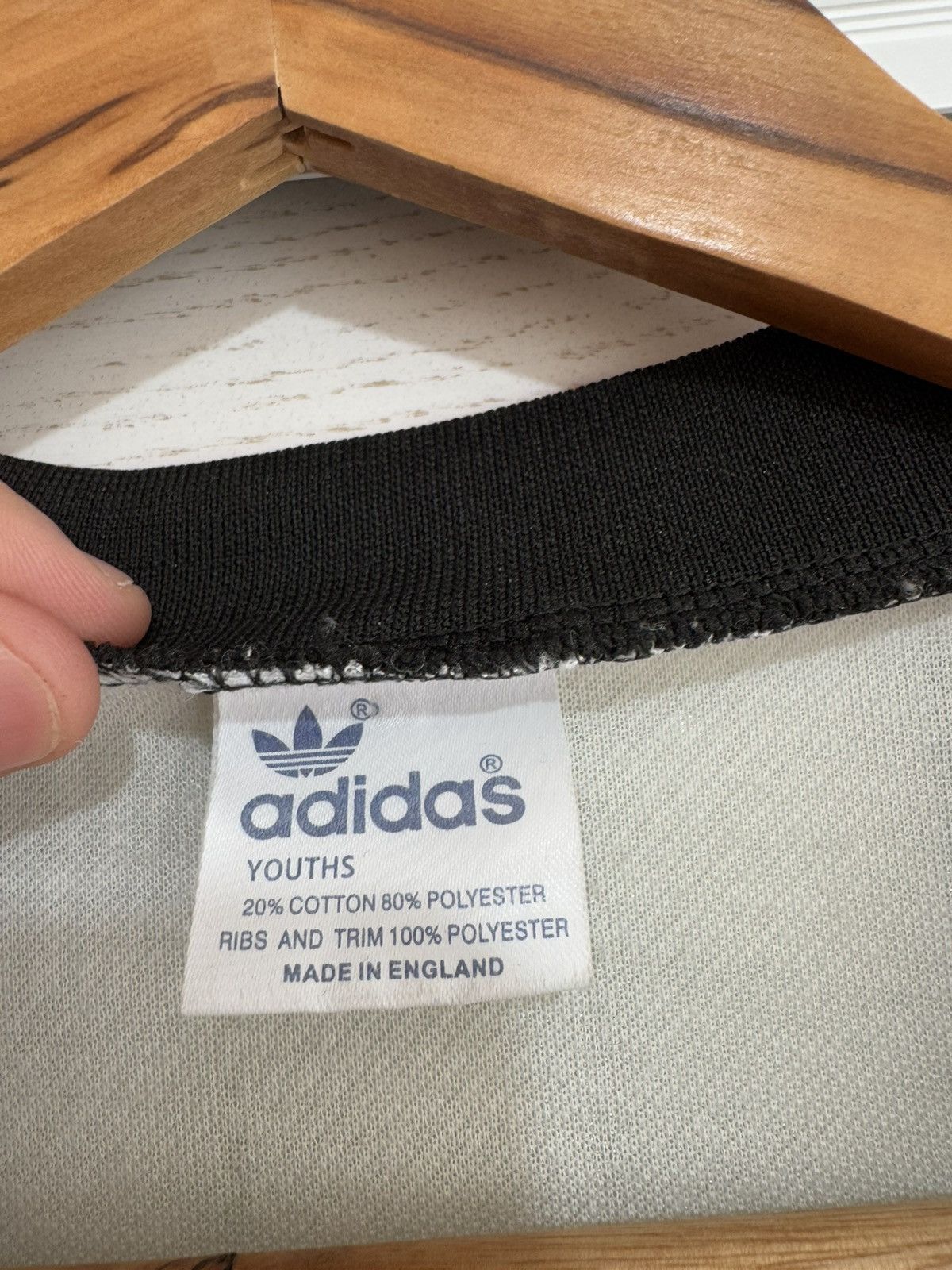 Adidas Very Rare Manchester United 1982-1984 Away Soccer Jersey Kit Size US L / EU 52-54 / 3 - 18 Thumbnail