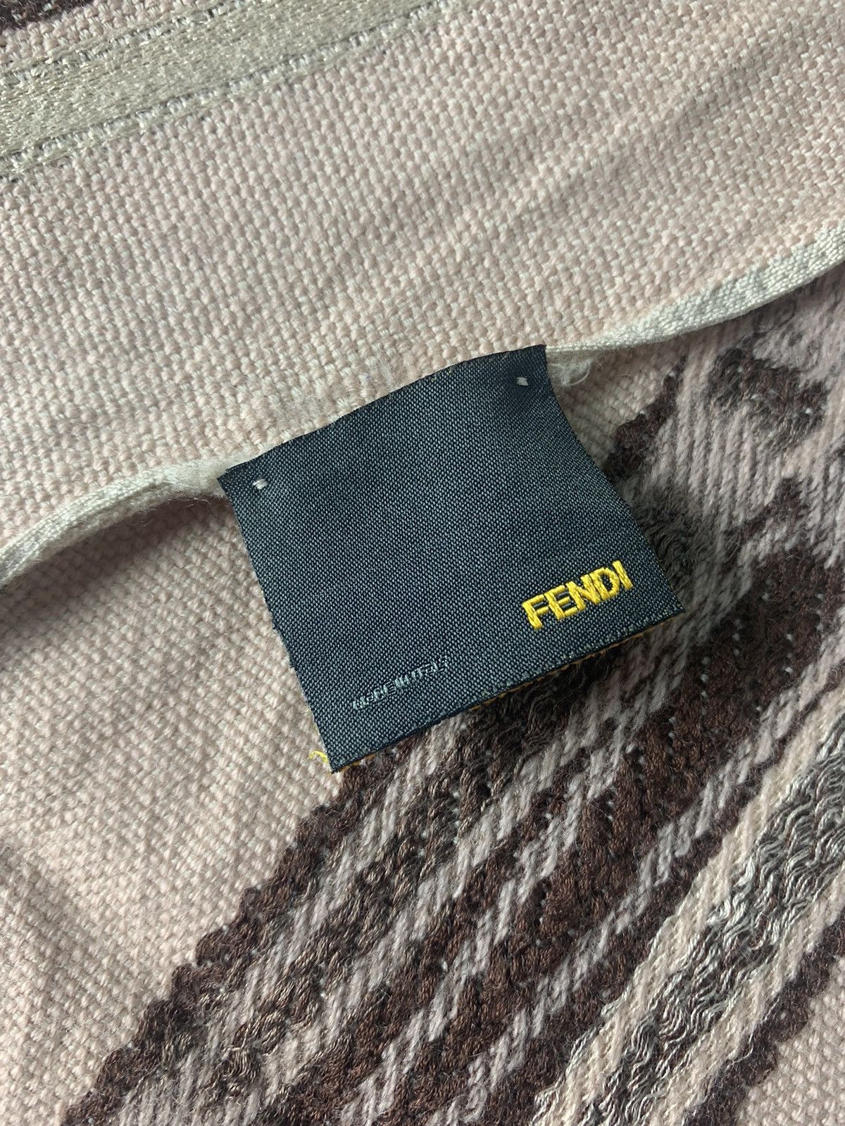 Fendi Fendi Scarf / Muffler / Neckwear Size ONE SIZE - 8 Thumbnail