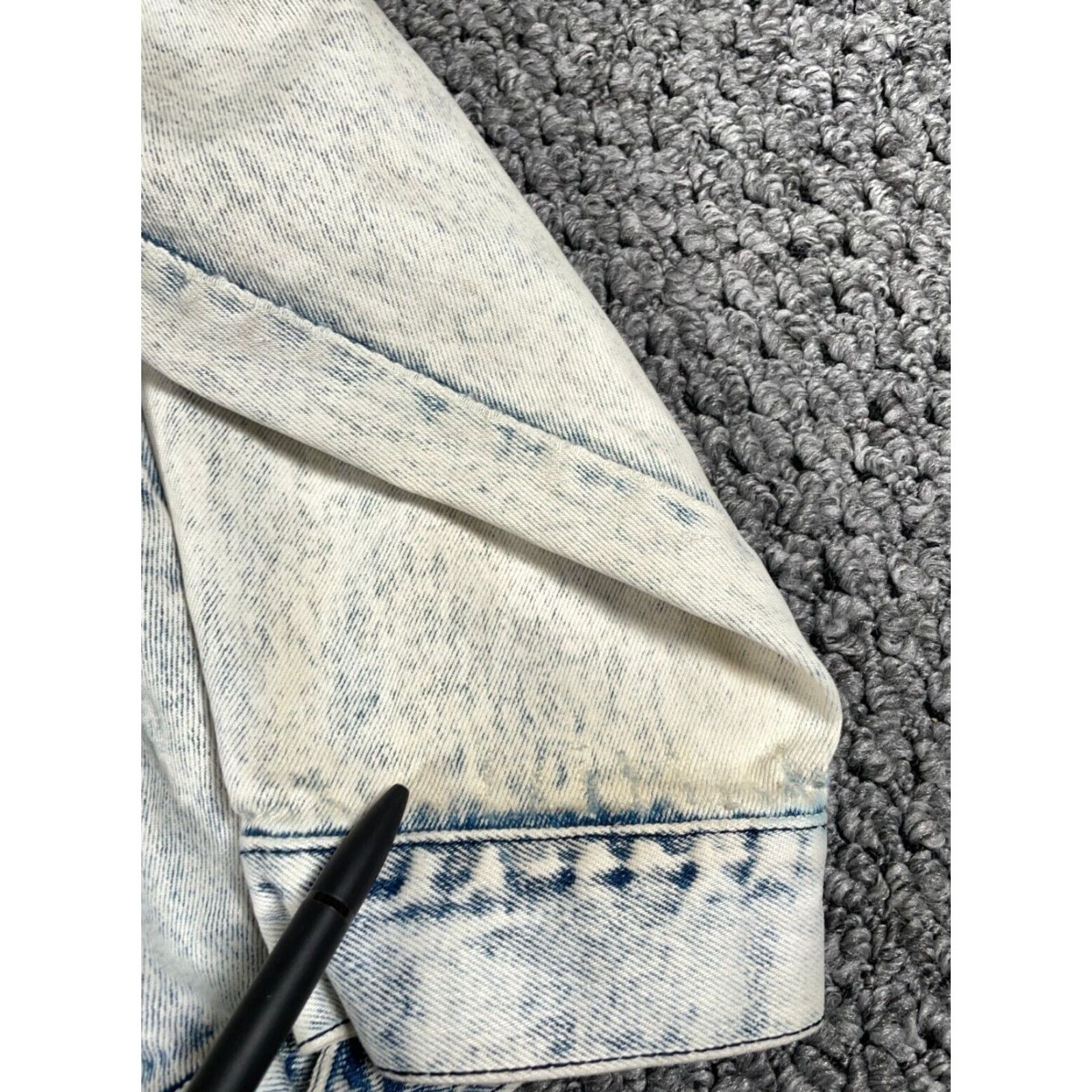 Denime VTG 90s News Acid Wash Denim Jacket Adult Large Blue Trucker Mens Jacket Vintage Size US 33 - 6 Thumbnail