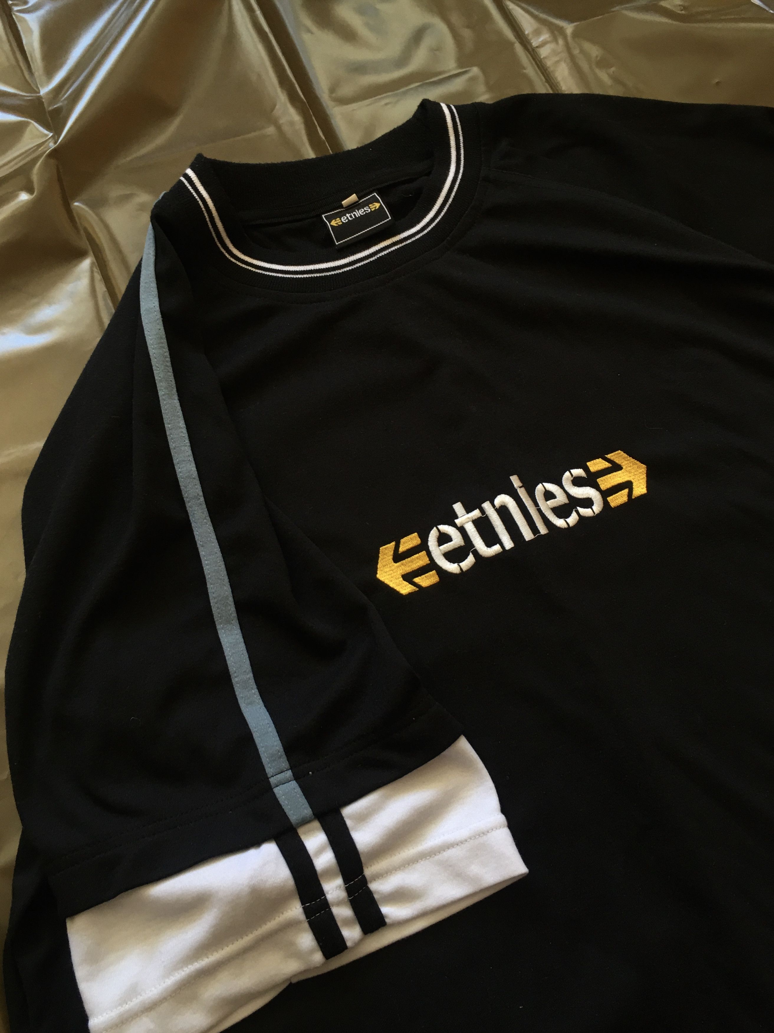 Etnies vintage x tee x sk8 x japan brand x rap Size US XL / EU 56 / 4 - 3 Thumbnail