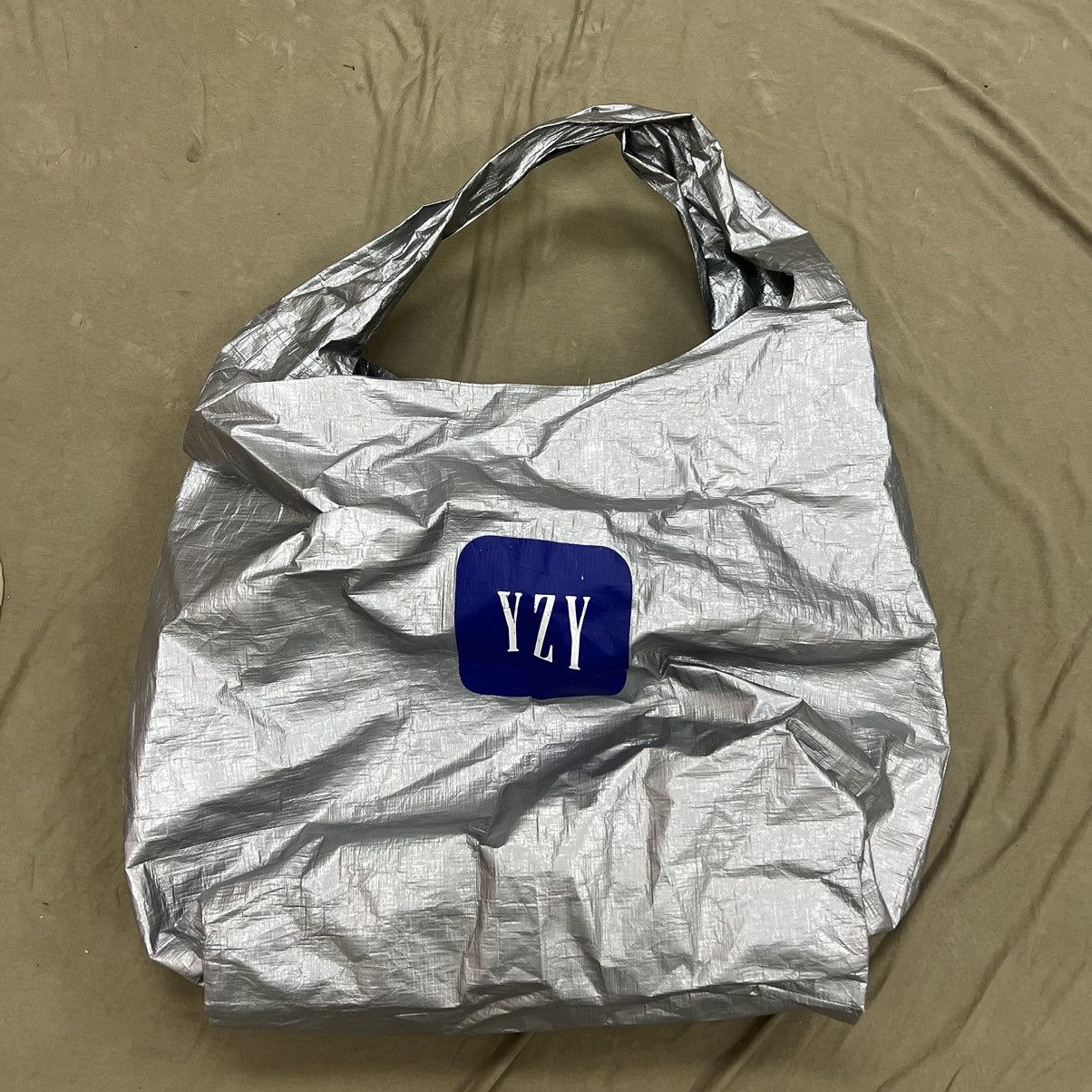 Yeezy Oversized Yzy x Gap Bag 1/1 Size ONE SIZE - 3 Thumbnail