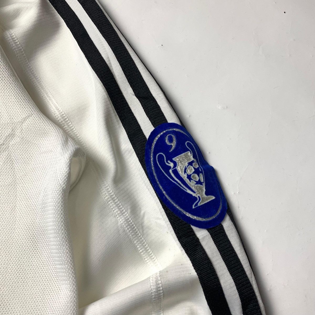 Adidas ❌SOLD OUT❌ Real Madrid 2003-2004 CL Home Long sleeve Jersey🔥 Size US M / EU 48-50 / 2 - 4 Thumbnail