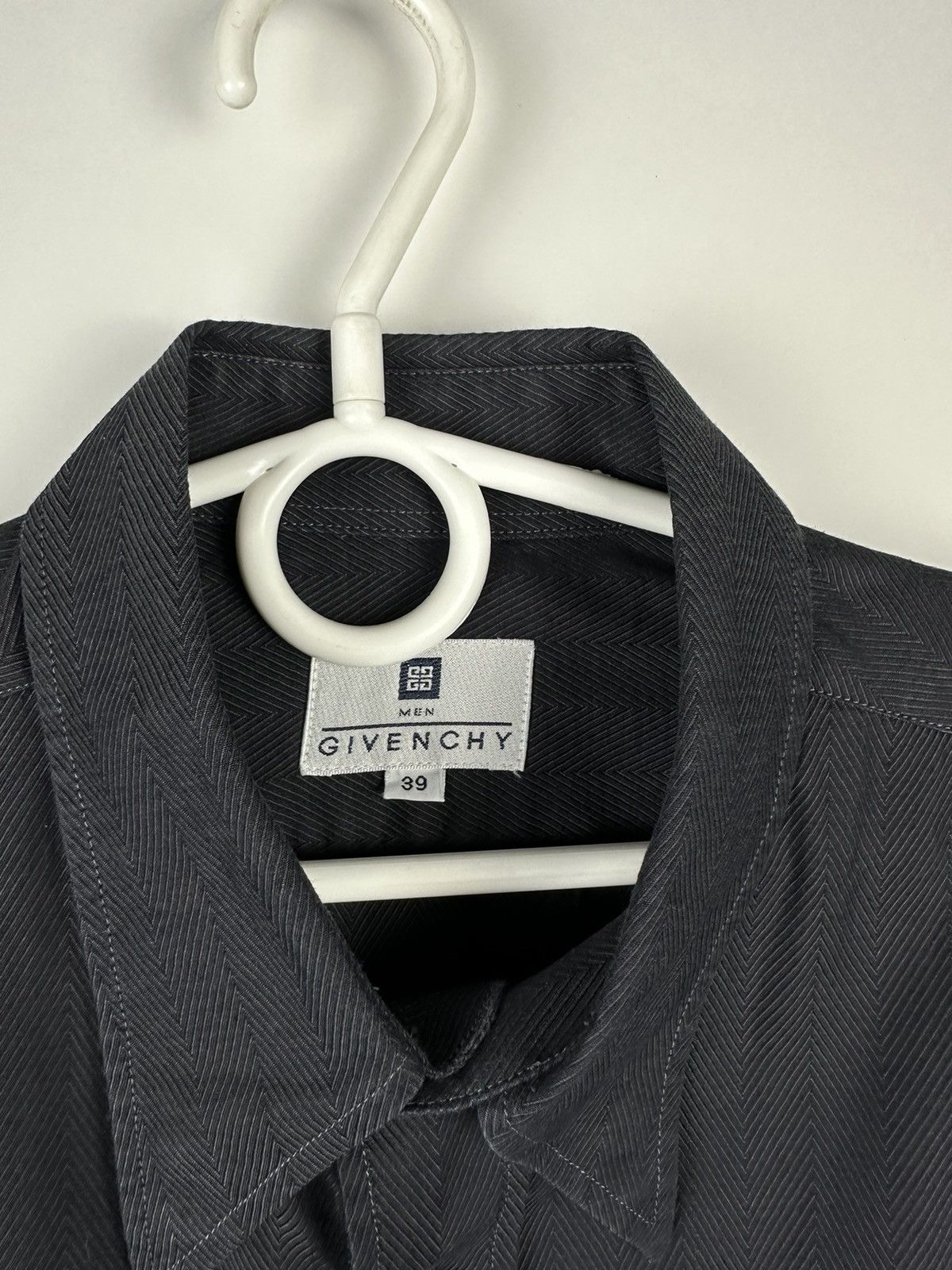 Givenchy × Vintage Givenchy Button Up Shirt Grey With Logo Fits Large Size US XL / EU 56 / 4 - 4 Thumbnail