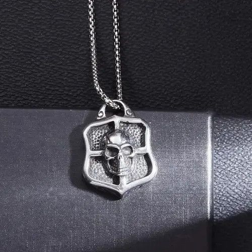 Japanese Brand Gothic Skull Cross Necklace Size ONE SIZE - 1 Thumbnail
