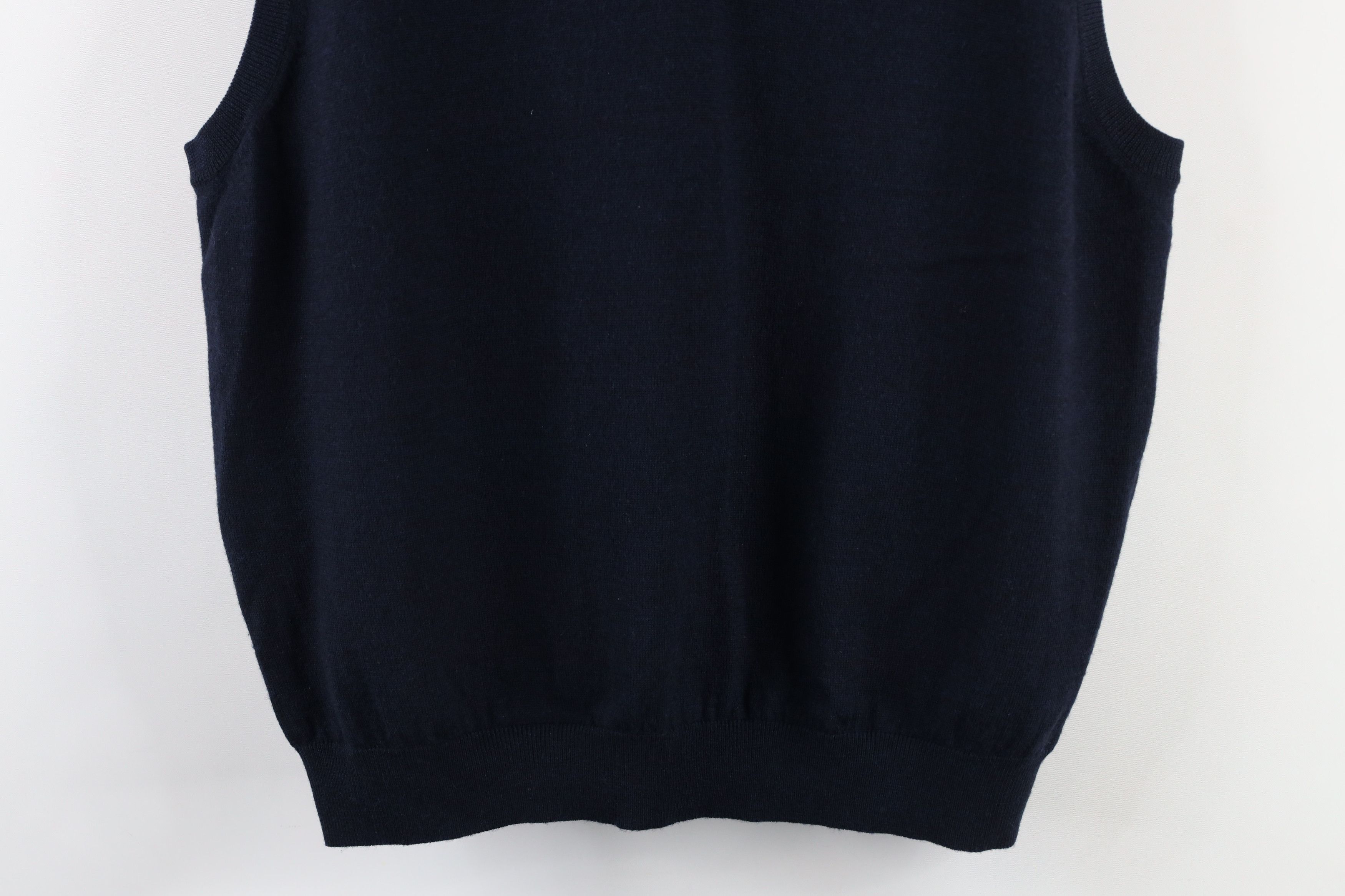 Brooks Brothers × Vintage Vintage Brooks Brothers Merino Wool Knit V-Neck Sweater Vest Size US L / EU 52-54 / 3 - 3 Thumbnail