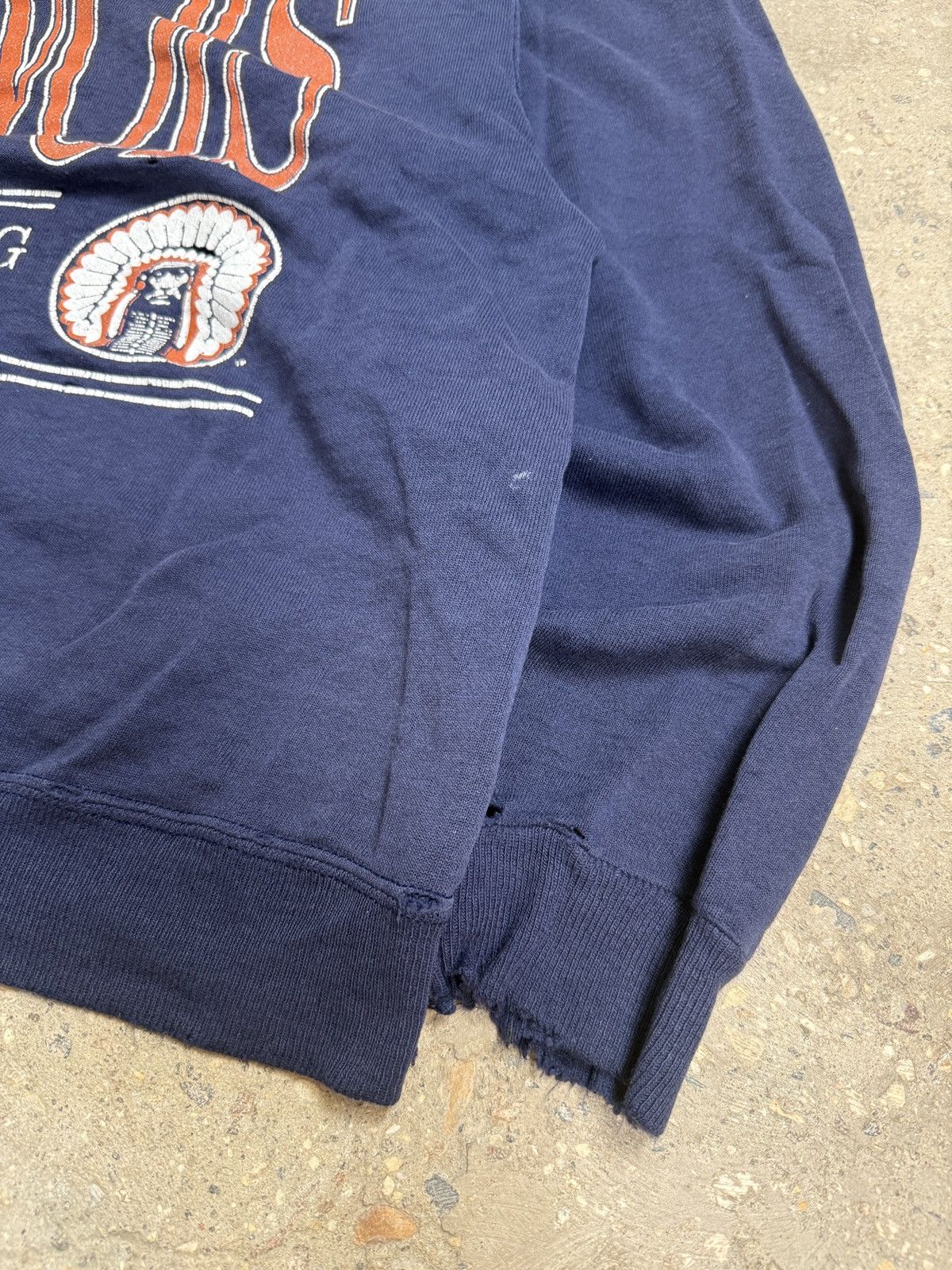 Vintage 1990’s Illinois Fighting Illini Vintage Crewneck Size US XL / EU 56 / 4 - 5 Thumbnail