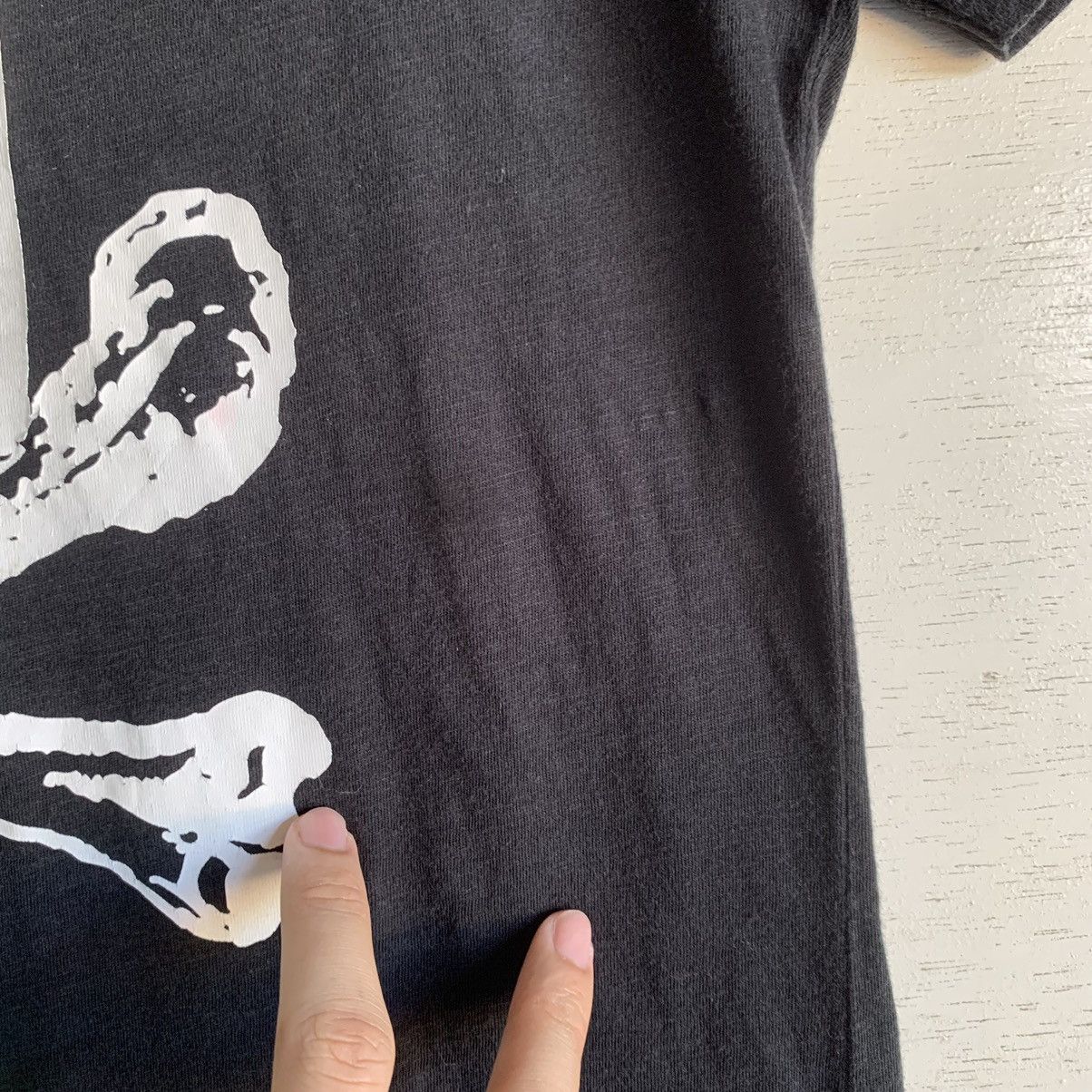 Undercover × Uniqlo Uniqlo Undercover Tee Size US S / EU 44-46 / 1 - 11 Thumbnail