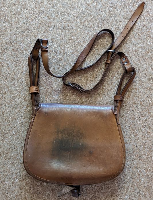 Hunter Vintage Leather hunting bag "Jagdtash" Grailed