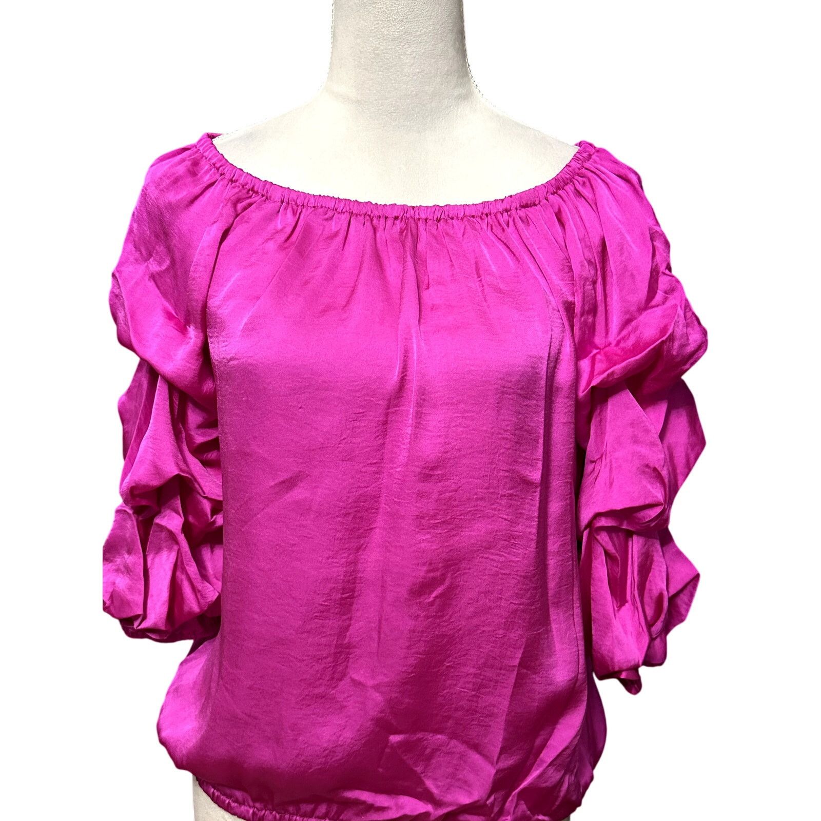 Vince Camuto Vince Camuto Women's Hot Pink Off Shoulder Blouse S NWT Size S / US 4 / IT 40 - 3 Thumbnail