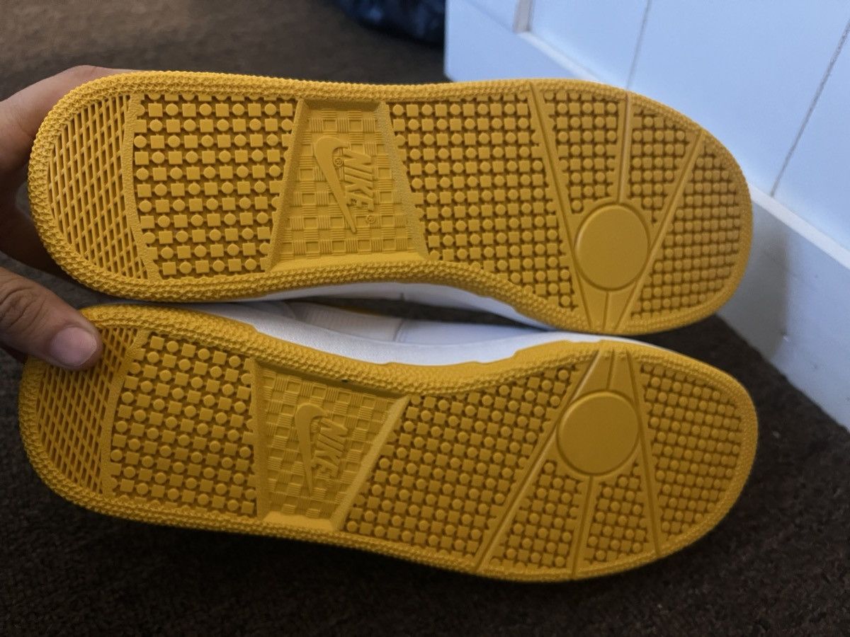 Nike Nike attack, lemon venom white Size US 10 / EU 43 - 3 Thumbnail