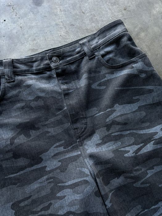 Balenciaga Balenciaga Camo Jorts | Grailed