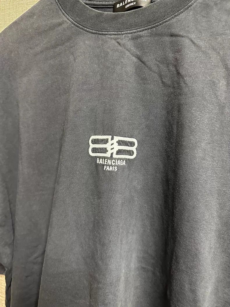 Balenciaga Balenciaga Double B Embroidered BB Logo Short Sleeve T-Shi Size US L / EU 52-54 / 3 - 2 Thumbnail