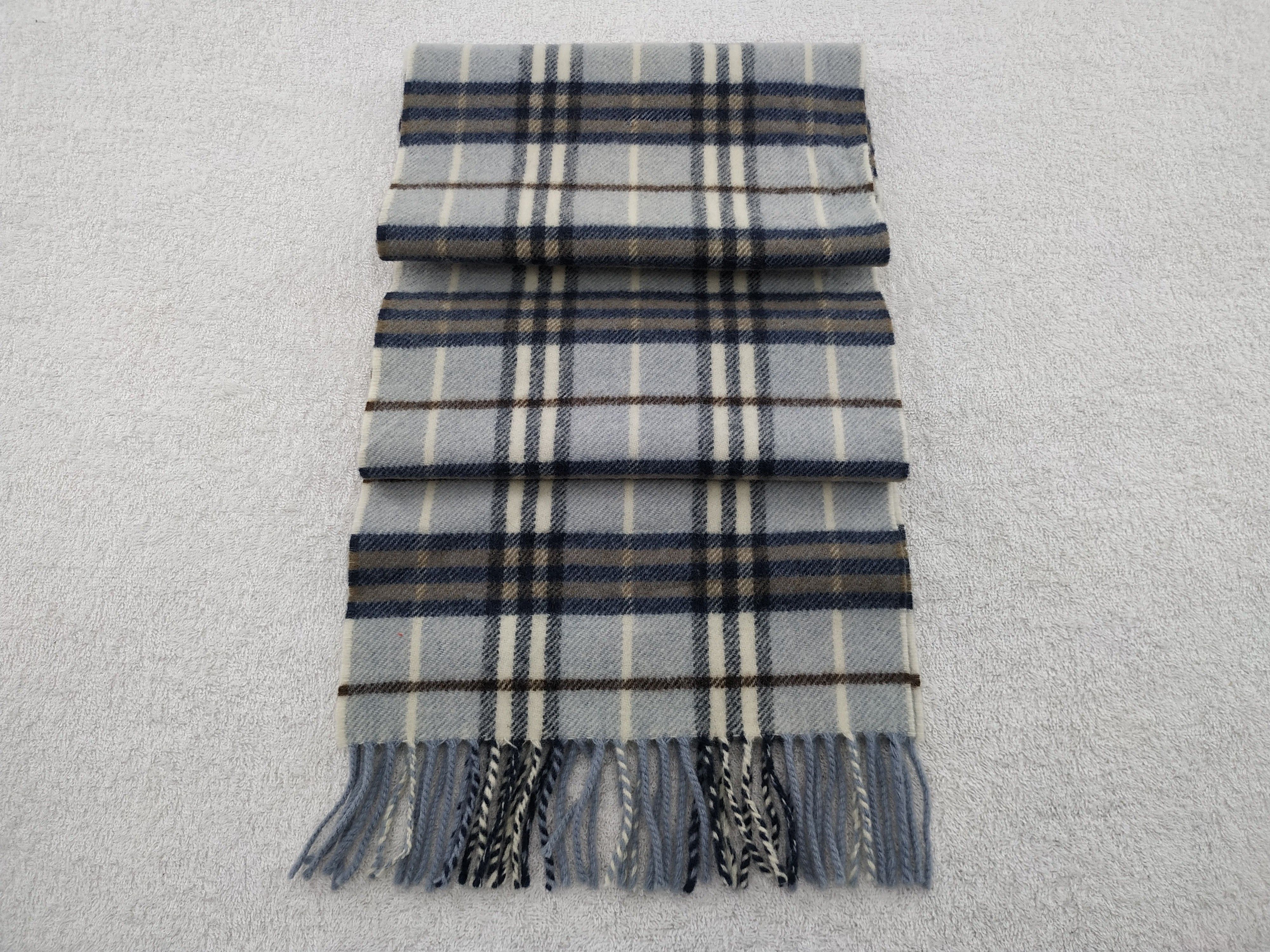Burberry Vintage Burberry Scarf/Muffler/Neckwear MF307 Size ONE SIZE - 2 Thumbnail