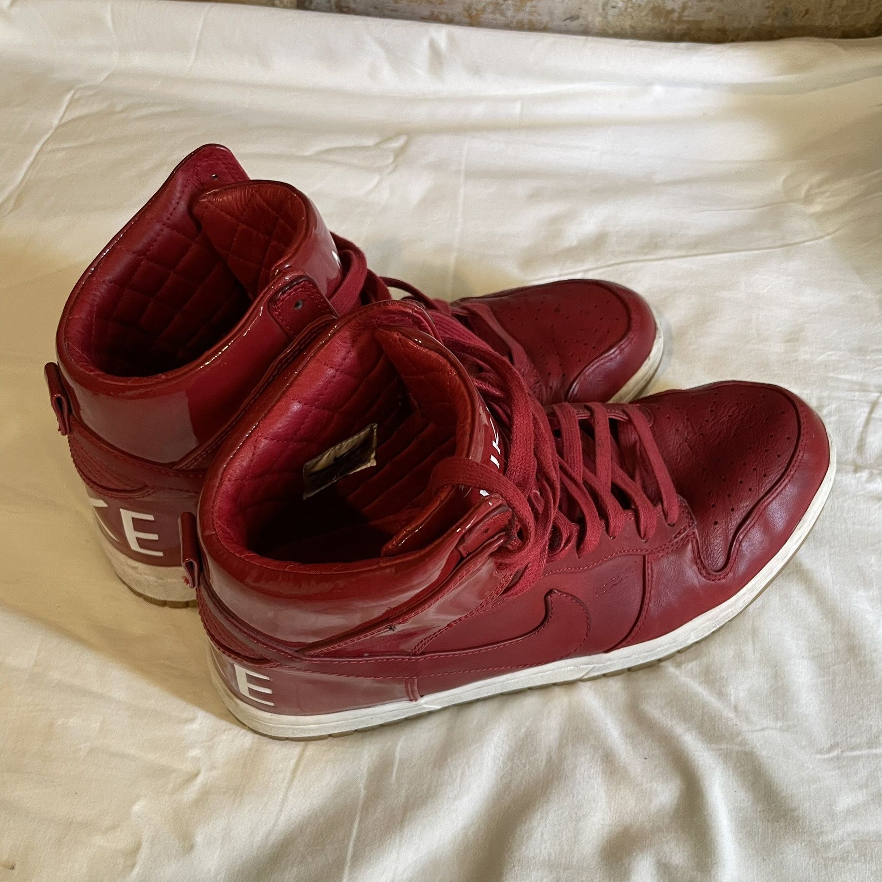 Nike Nike Dunk TZ High-Tops - Red Patent Leather Size US 10.5 / EU 43-44 - 2 Thumbnail