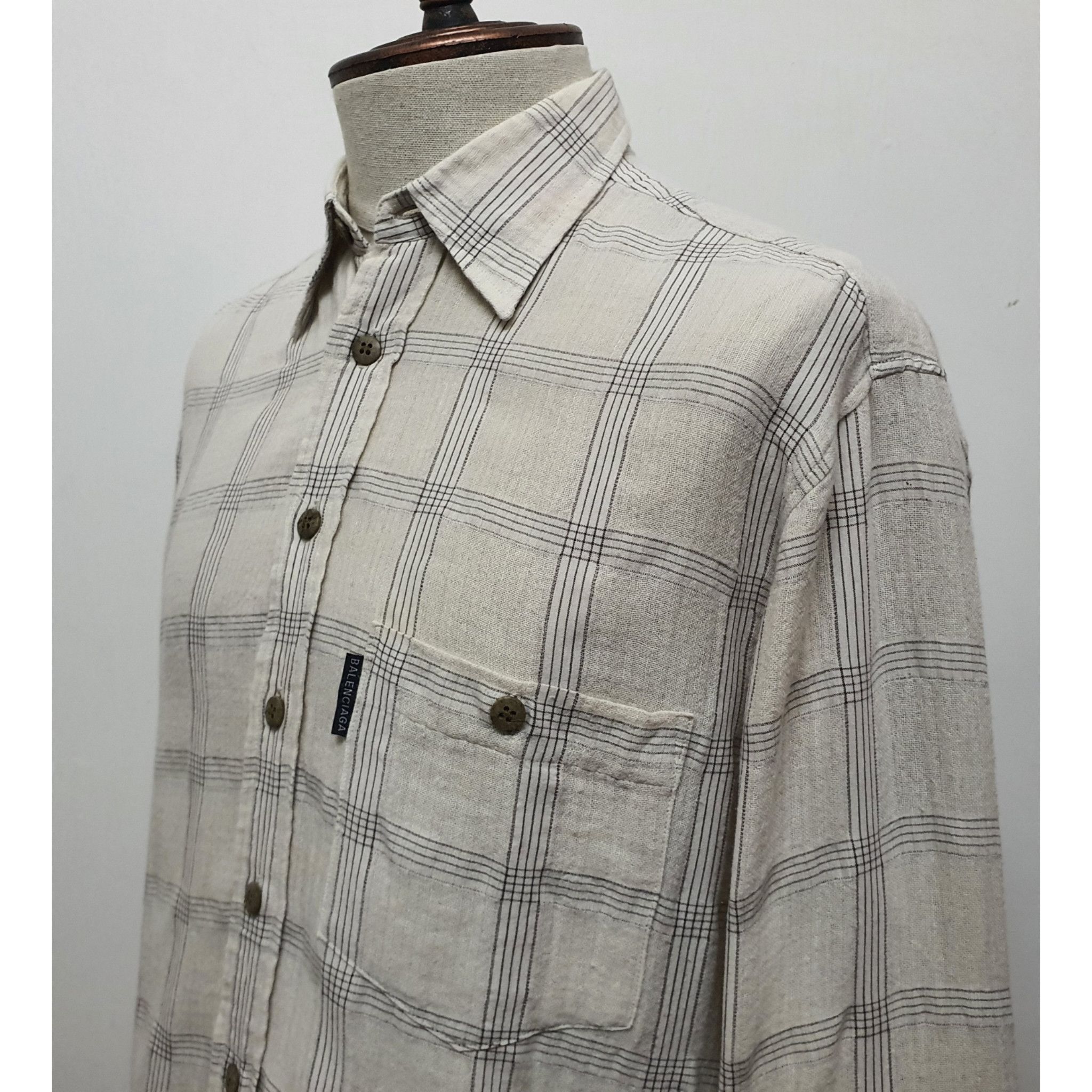 Balenciaga BALENCIAGA Single Pocket Long Sleeve Button Up Shirt. Size US M / EU 48-50 / 2 - 1 Thumbnail