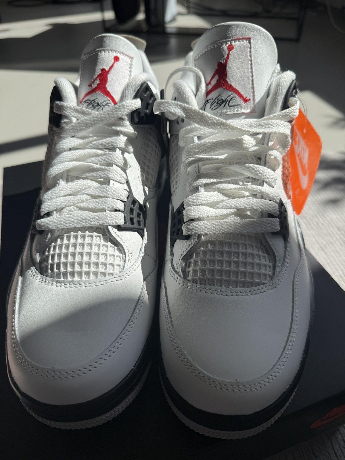 Jordan Brand Jordan White cement 4 Size US 10 / EU 43 - 3 Thumbnail